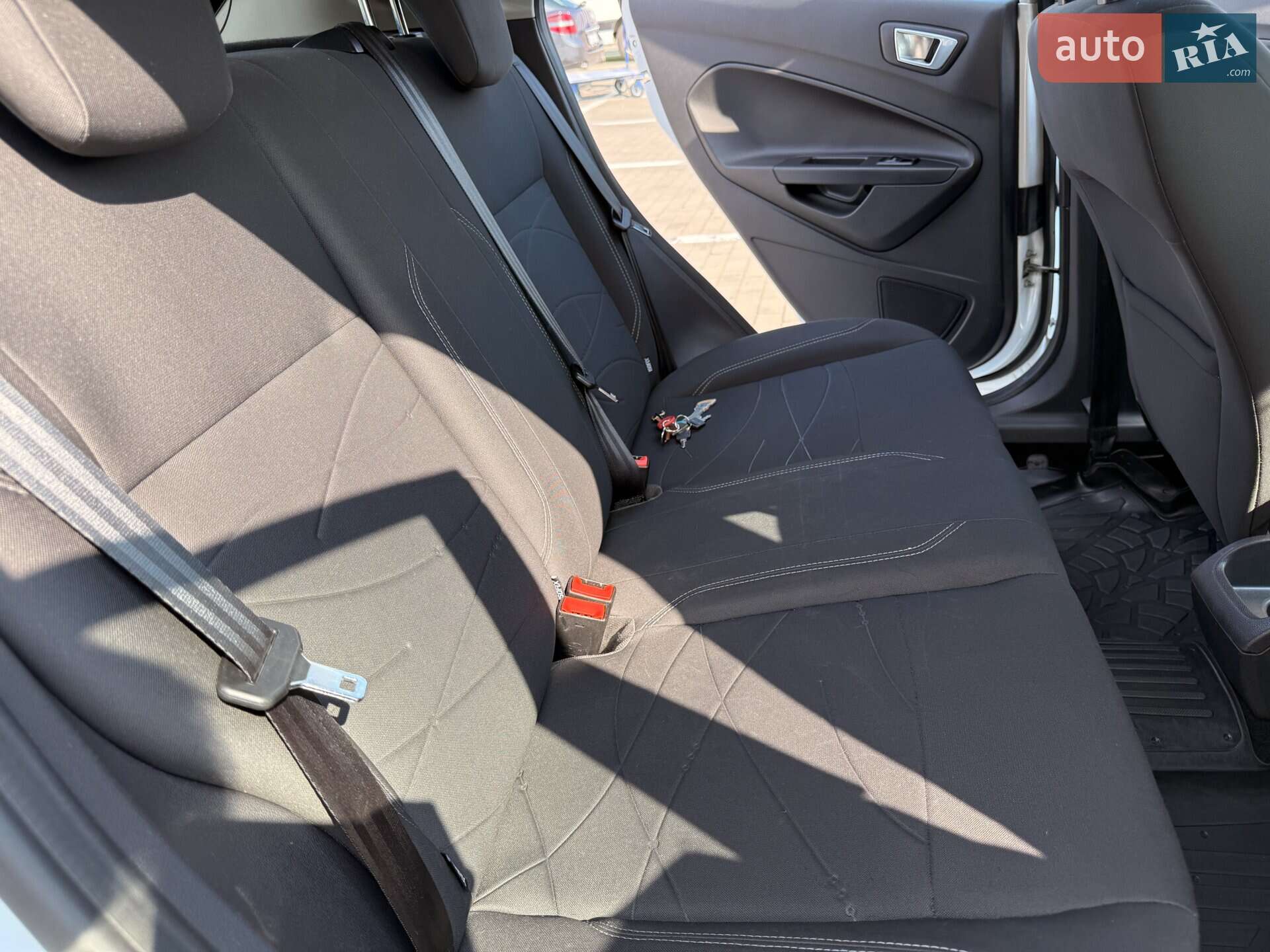 Ford Fiesta 2013 VIN WF0DXXGAKDDK07771 фото оголошення 38 з 86