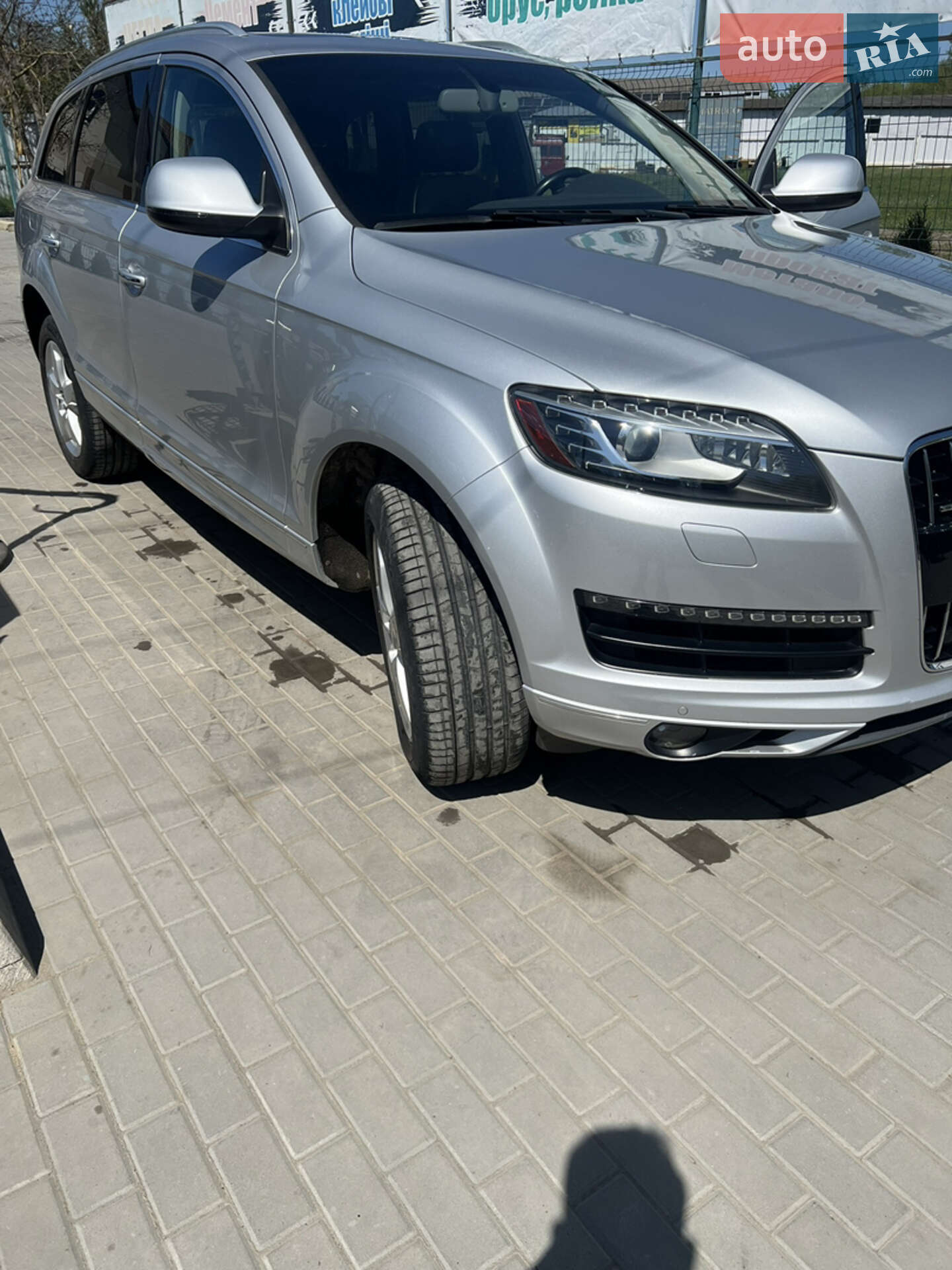 Audi Q7 2011 VIN WA1LMAFE2CD000048 фото оголошення 5 з 17