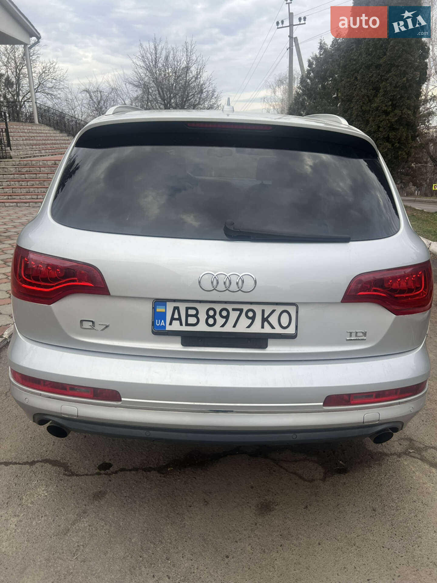 Audi Q7 2011 VIN WA1LMAFE2CD000048 фото оголошення 10 з 17