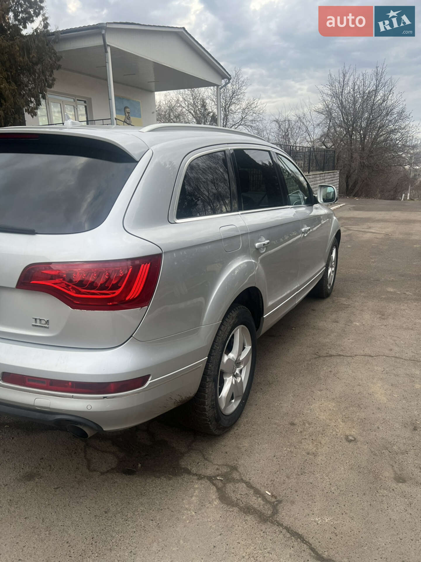 Audi Q7 2011 VIN WA1LMAFE2CD000048 фото оголошення 11 з 17