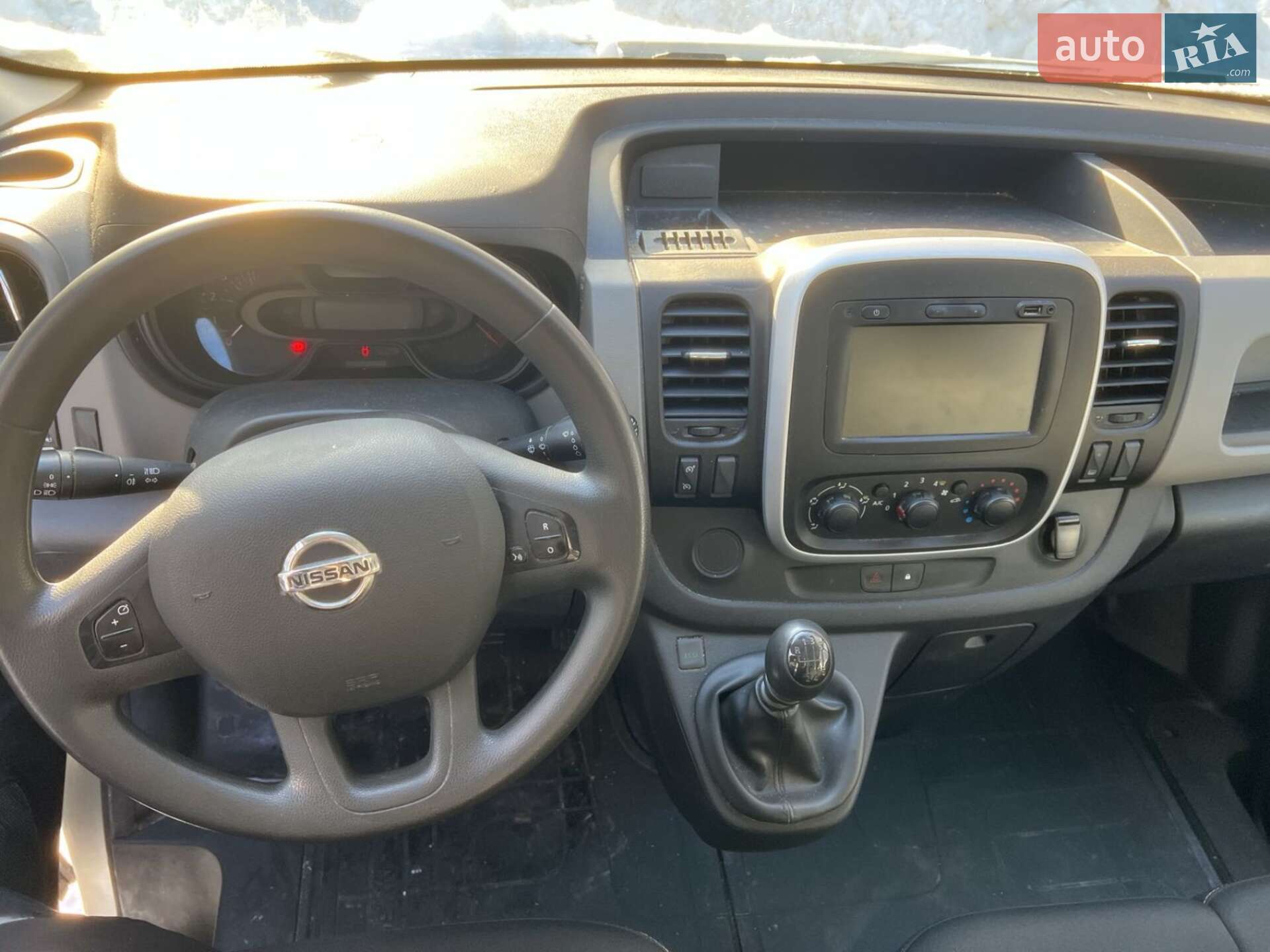 Nissan NV300 2019 VIN VNVF4000563541982 фото оголошення 21 з 28