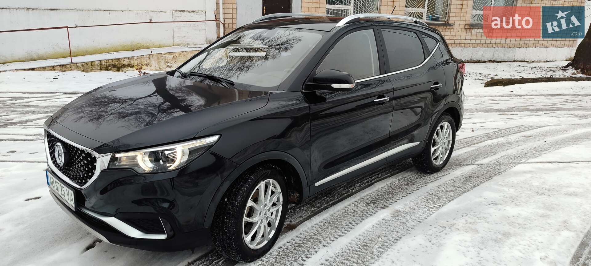 MG ZS EV 2019 VIN LSJW74091LZ031462 фото оголошення 2 з 22