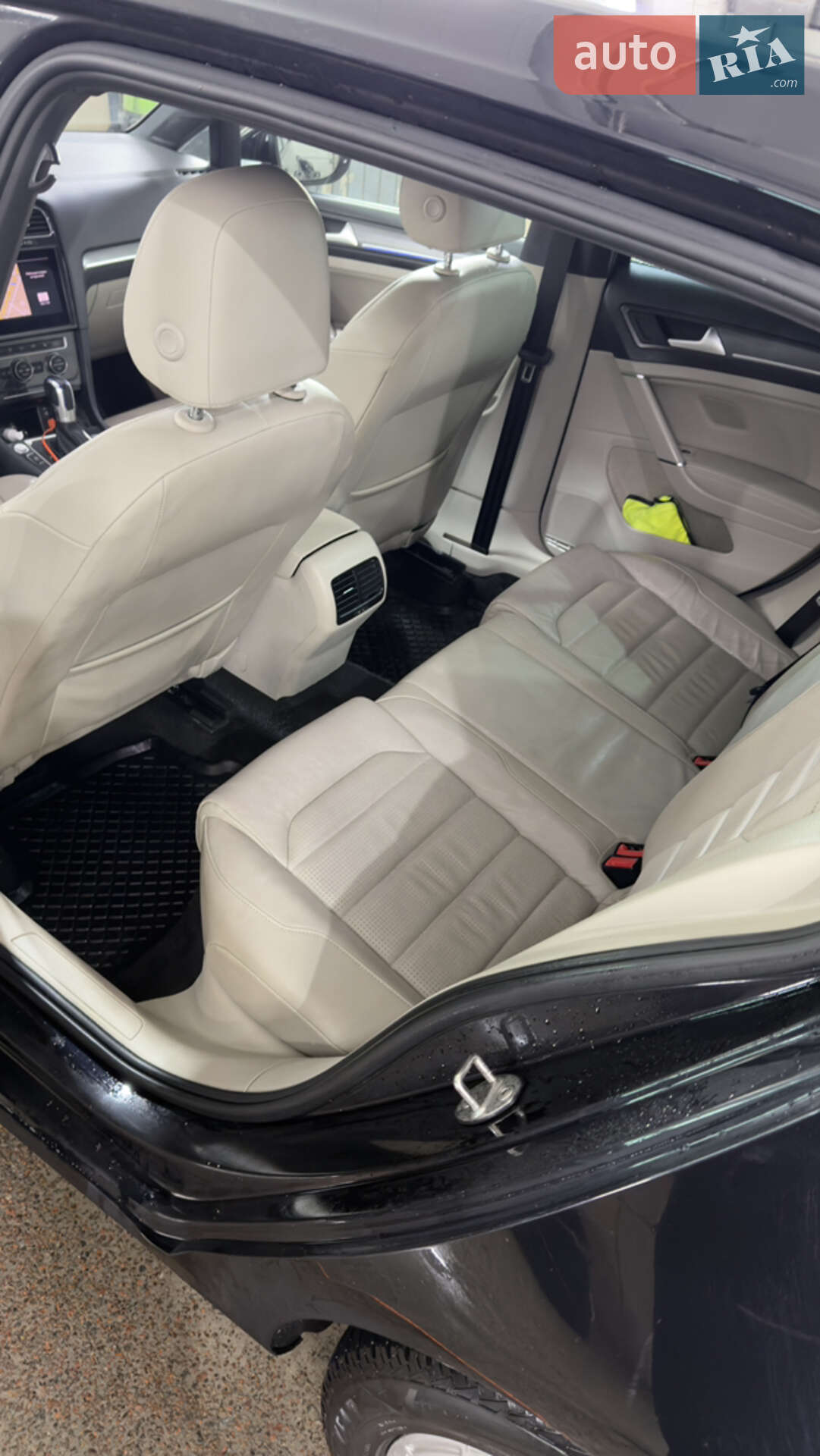 Volkswagen Golf 2018 VIN WVWZZZAUZJ8910418 фото оголошення 27 з 28
