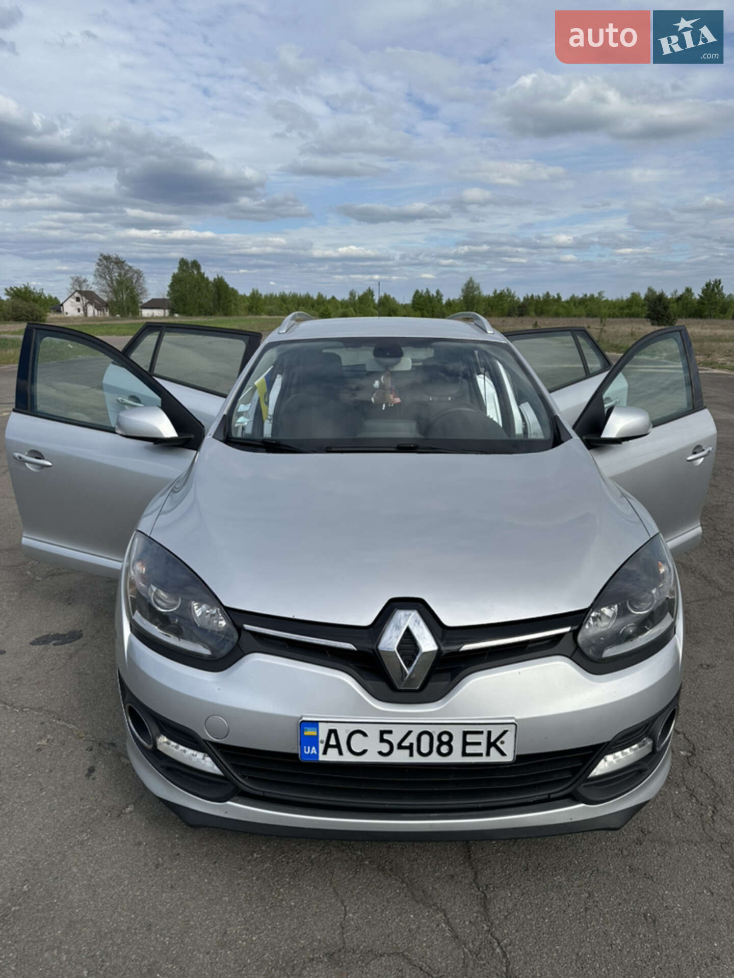 Renault Megane 2016 VIN VF1KZ890H55328039 фото оголошення 3 з 9