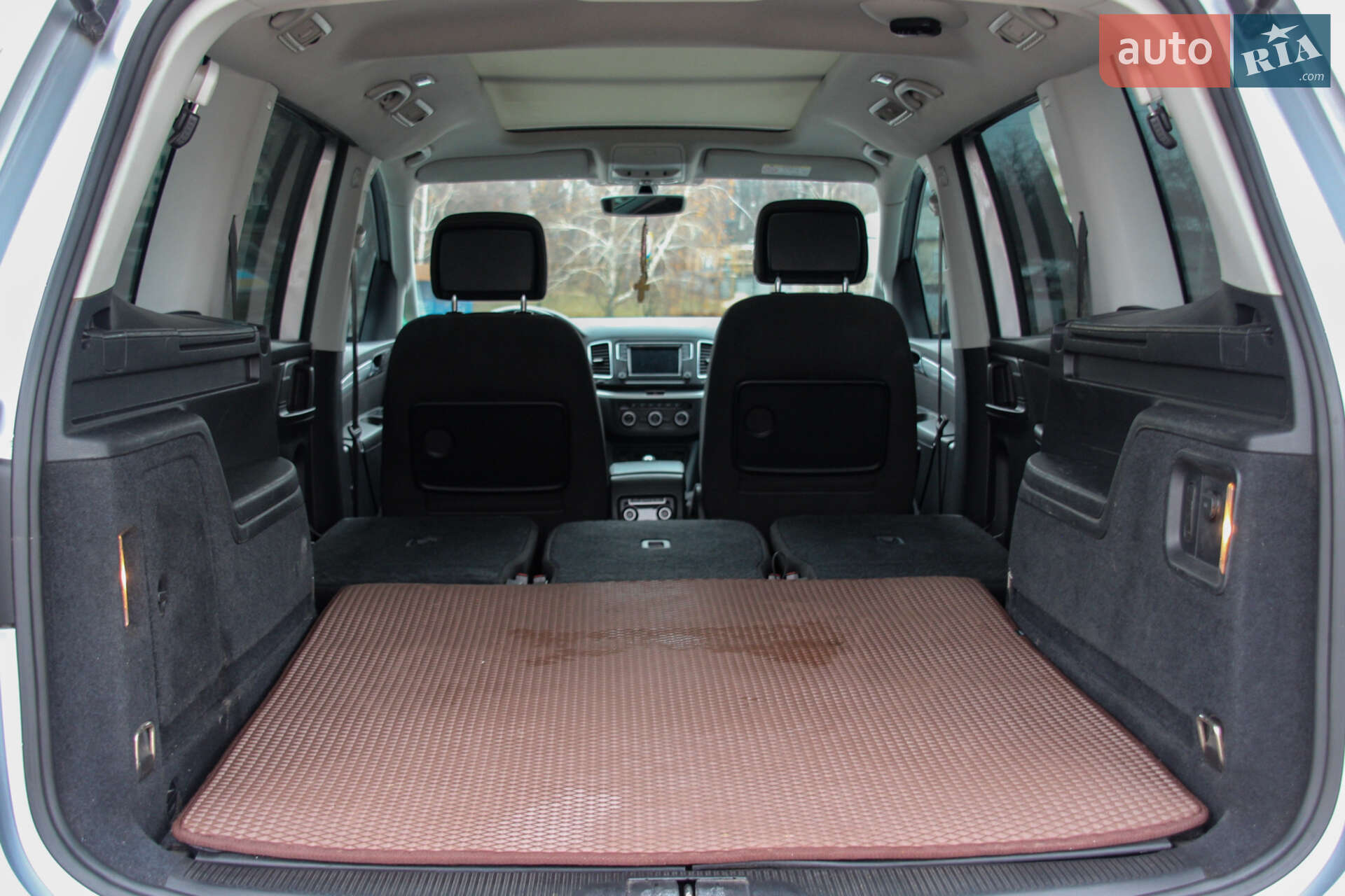 Volkswagen Sharan 2015 VIN WVWZZZ7NZGV217476 фото оголошення 19 з 20
