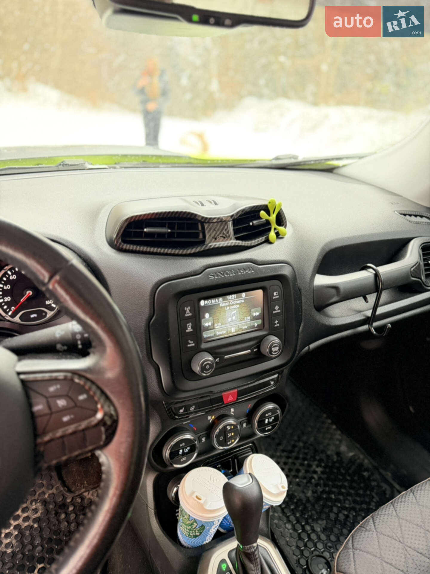 Jeep Renegade 2017 VIN ZACCJBBB3HPG32761 фото оголошення 8 з 39