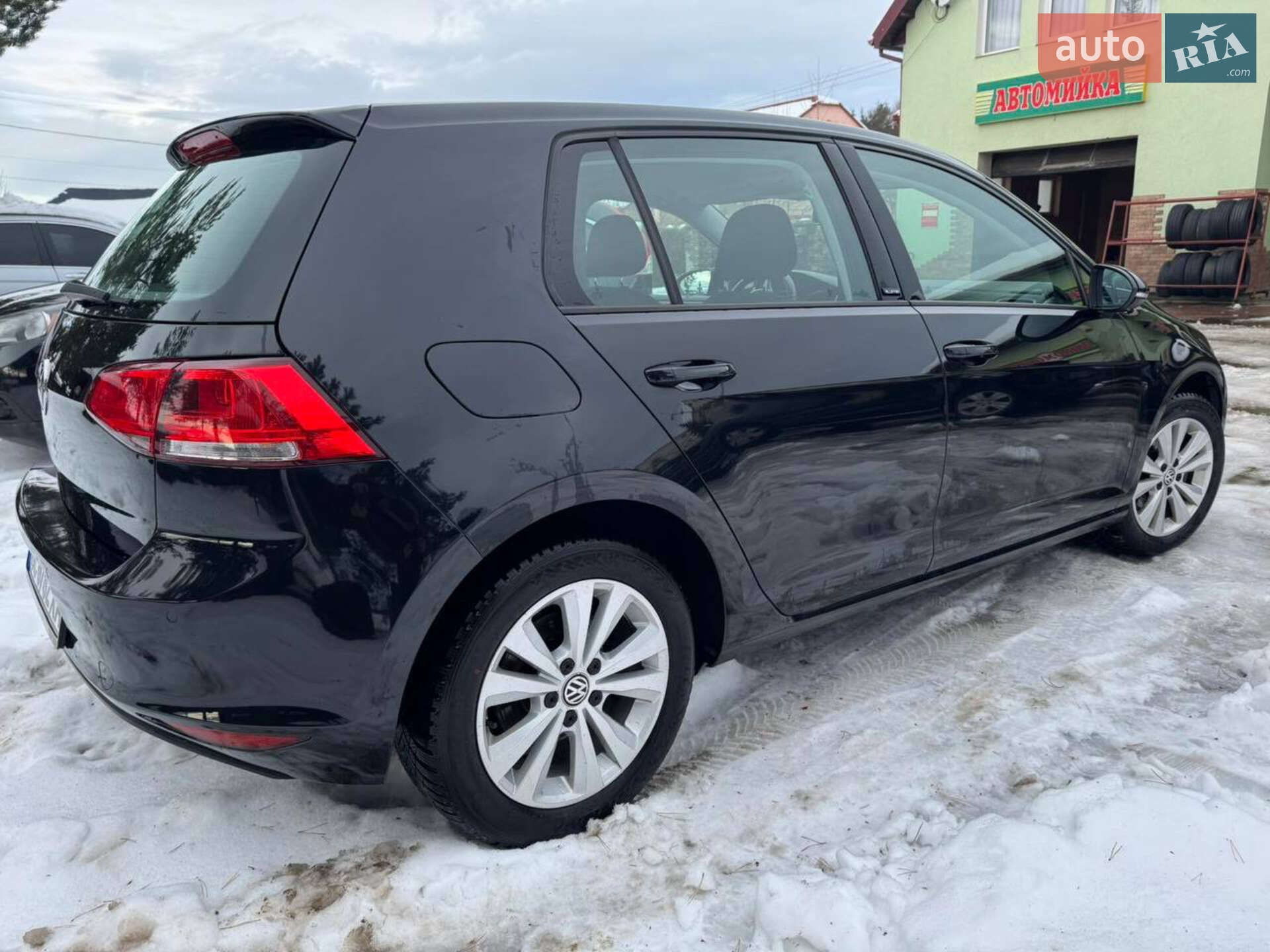Volkswagen Golf 2016 VIN WVWZZZAUZGW250389 фото оголошення 3 з 17
