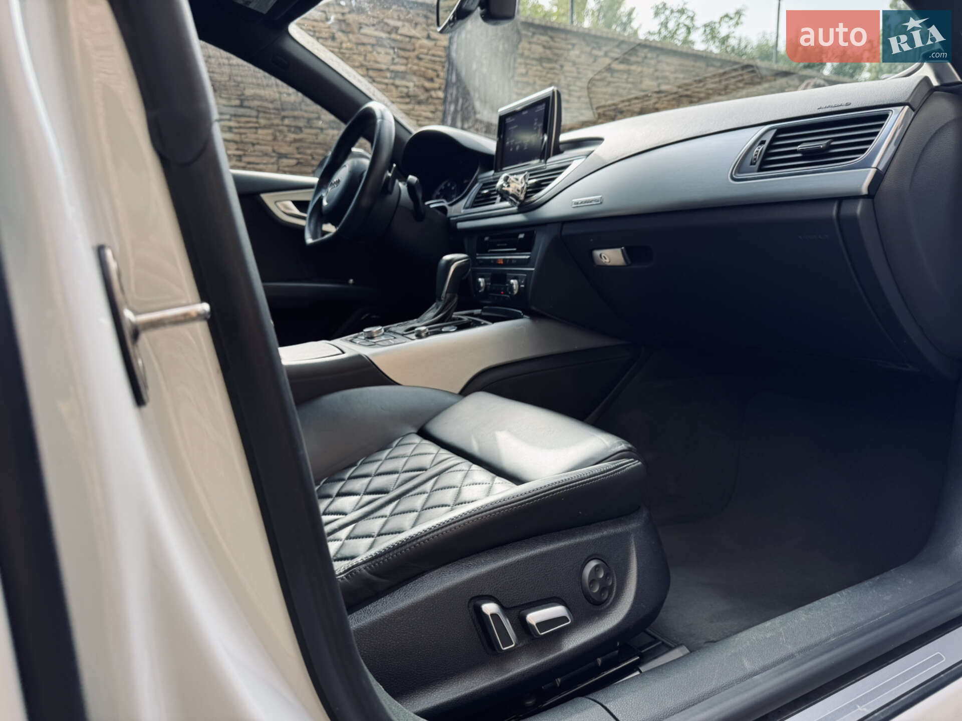 Audi A7 Sportback 2017 VIN WAUW3AFC2JN028277 фото оголошення 62 з 68