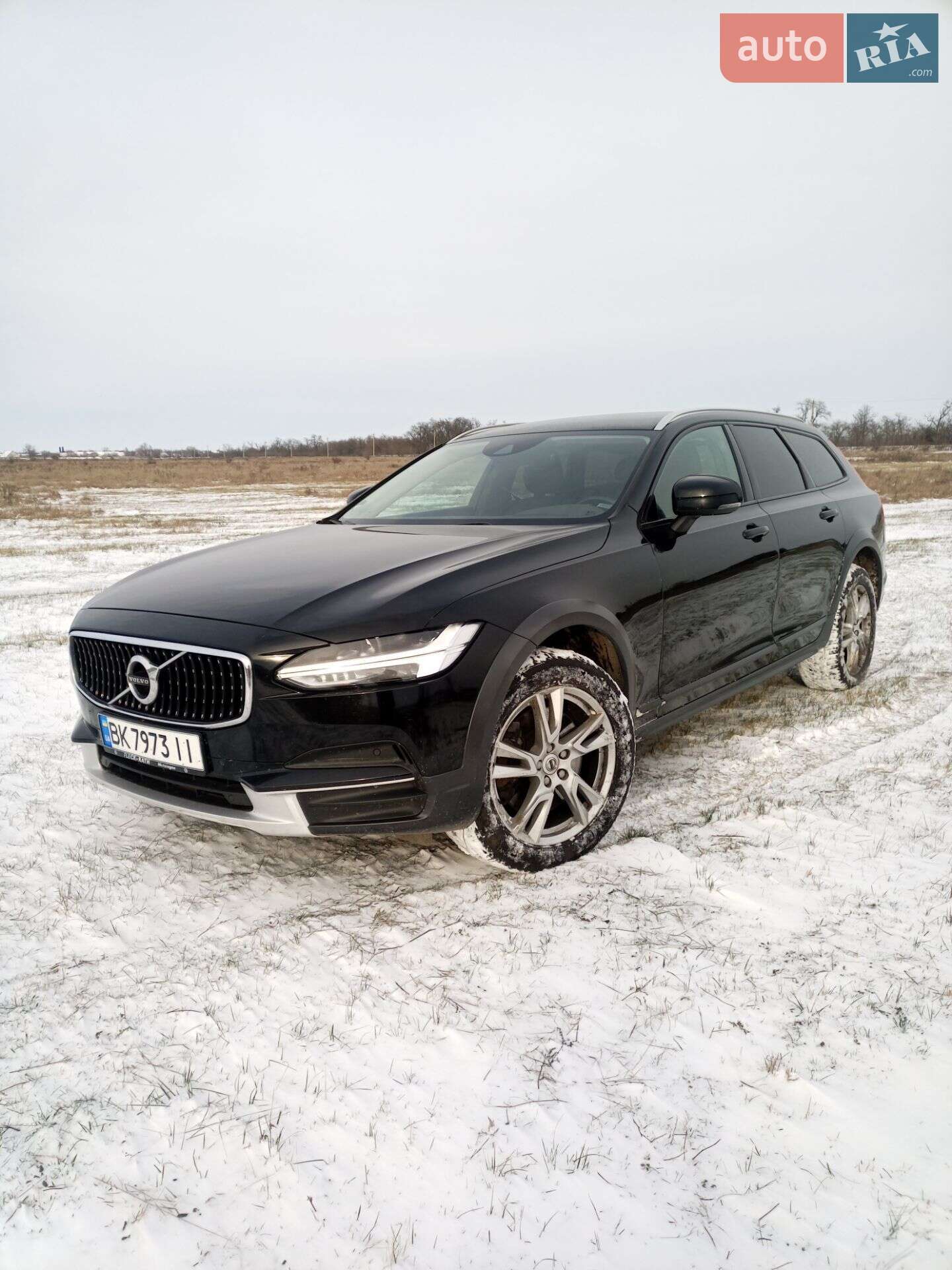 Volvo V90 Cross Country 2017 VIN YV1PZ68BCJ1025648 фото оголошення 2 з 14