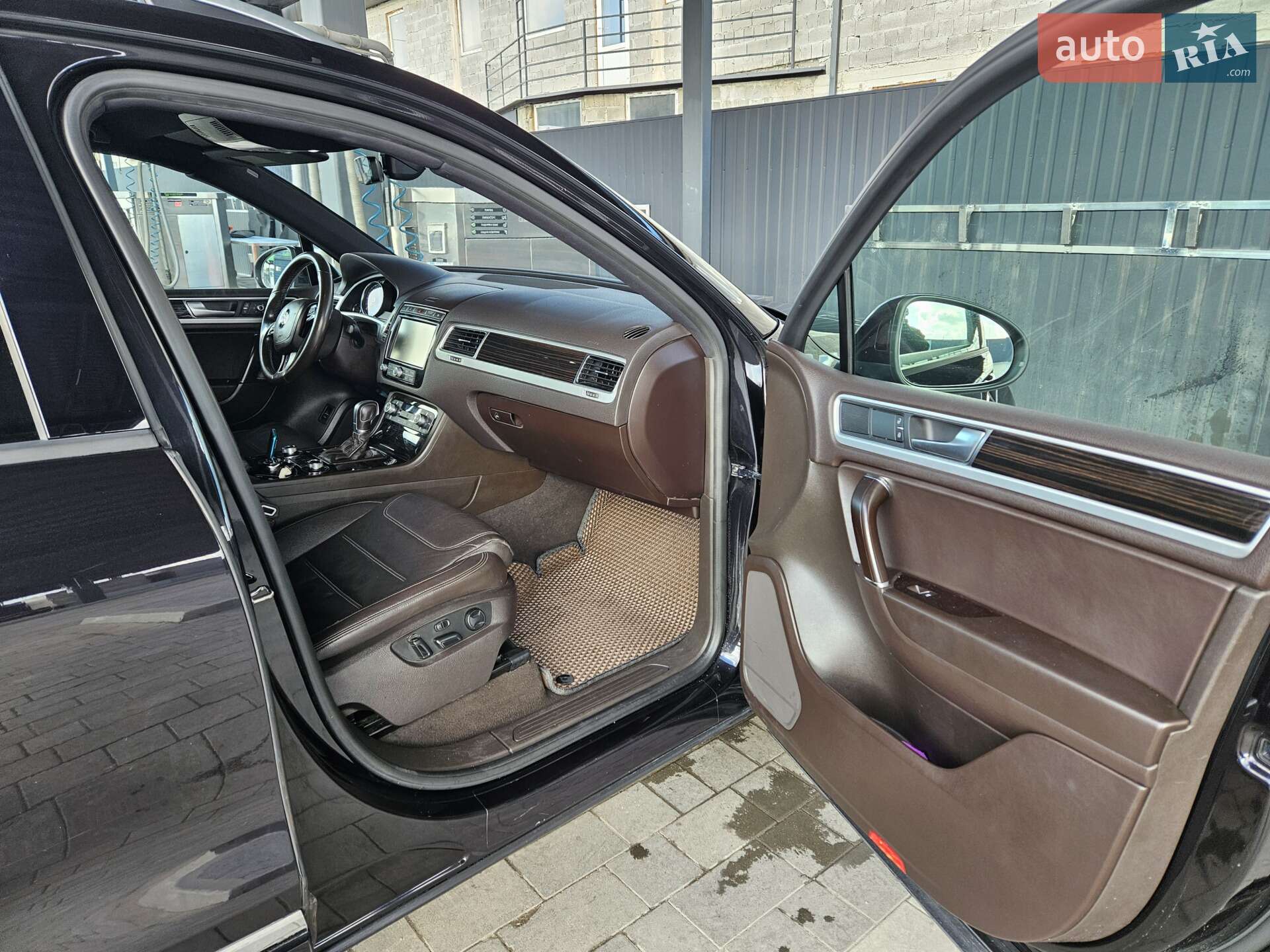 Volkswagen Touareg 2018 VIN WVGZZZ7PZJD013690 фото оголошення 11 з 11