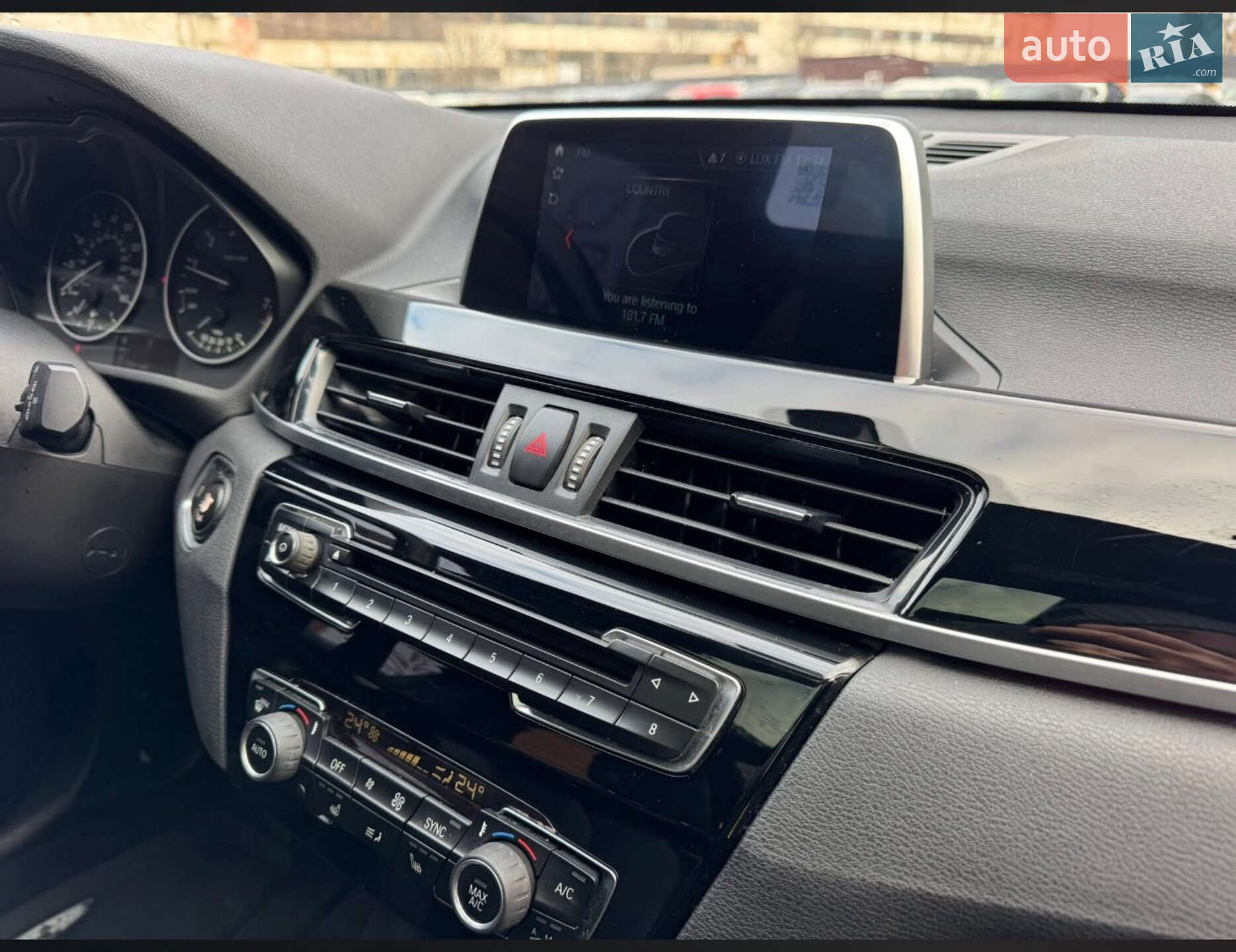 BMW X1 2018 VIN WBXHU7C30J5L04913 фото оголошення 18 з 22