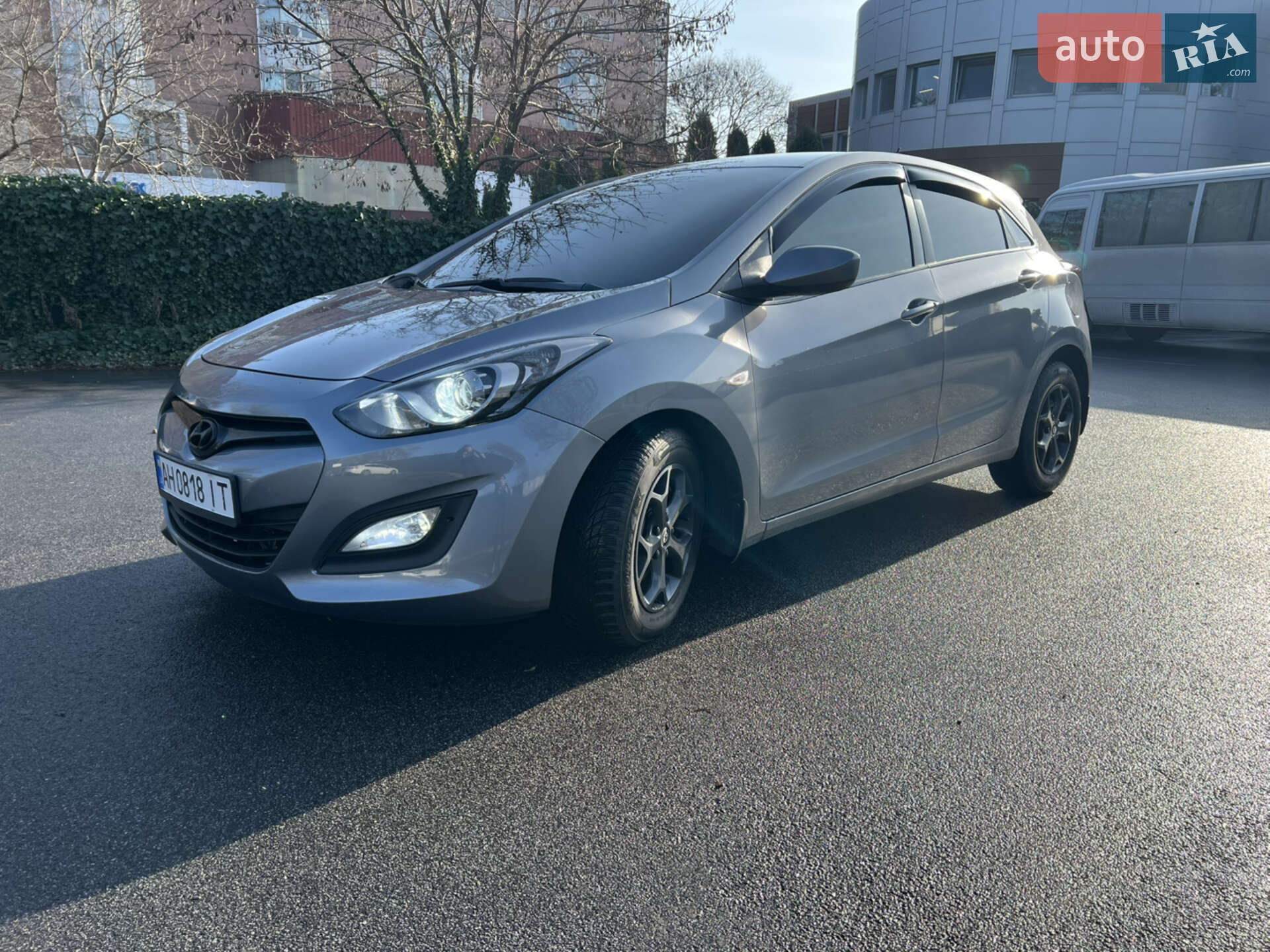 Hyundai i30 2013 VIN TMAD251AAEJ138584 фото оголошення 2 з 11