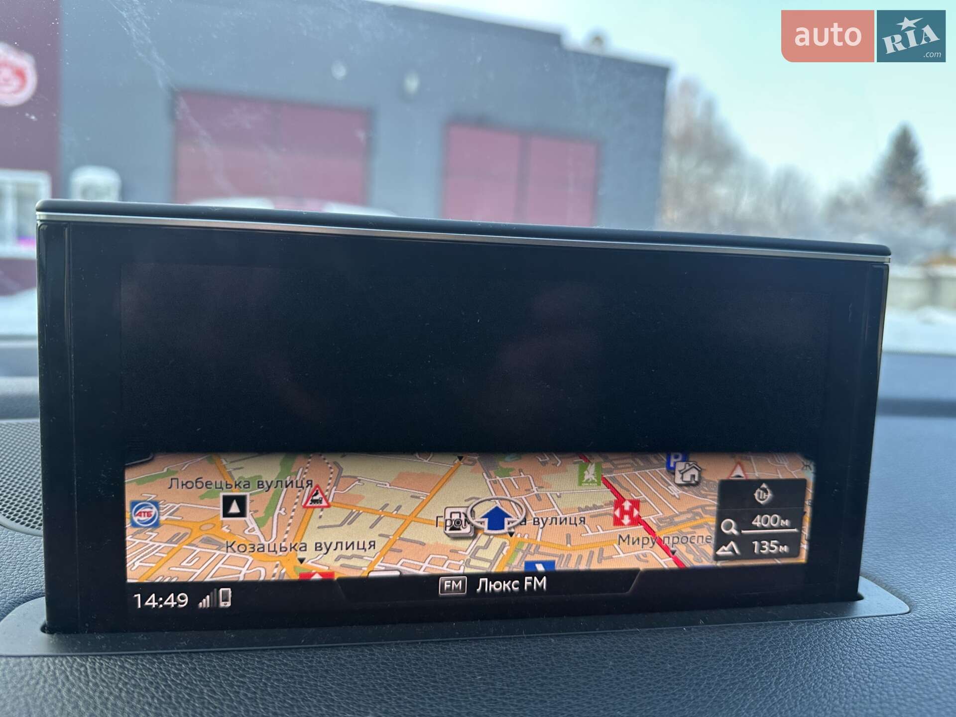 Audi Q7 2017 VIN WA1VAAF70HD052949 фото оголошення 3 з 39