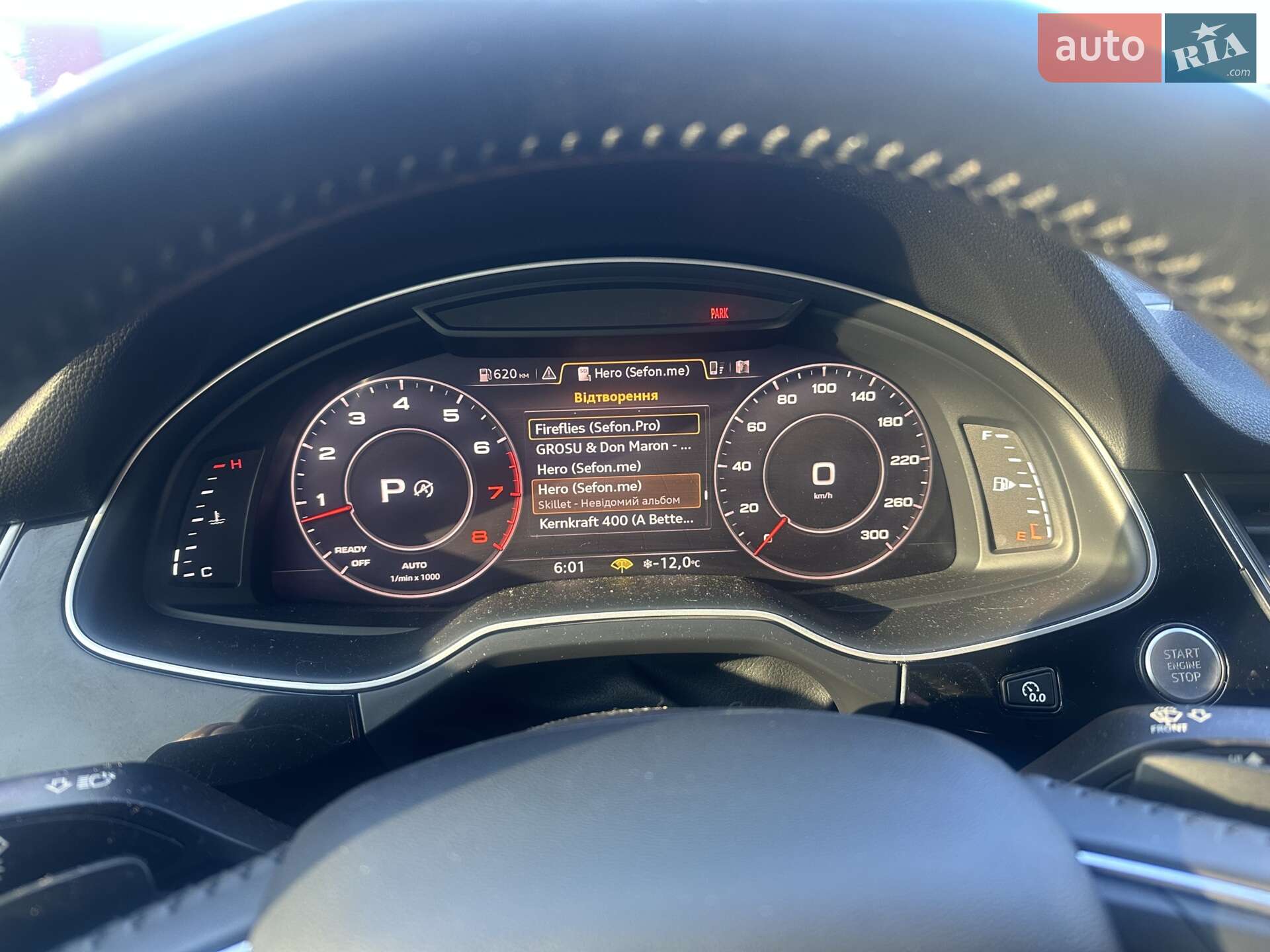 Audi Q7 2017 VIN WA1VAAF70HD052949 фото оголошення 19 з 39