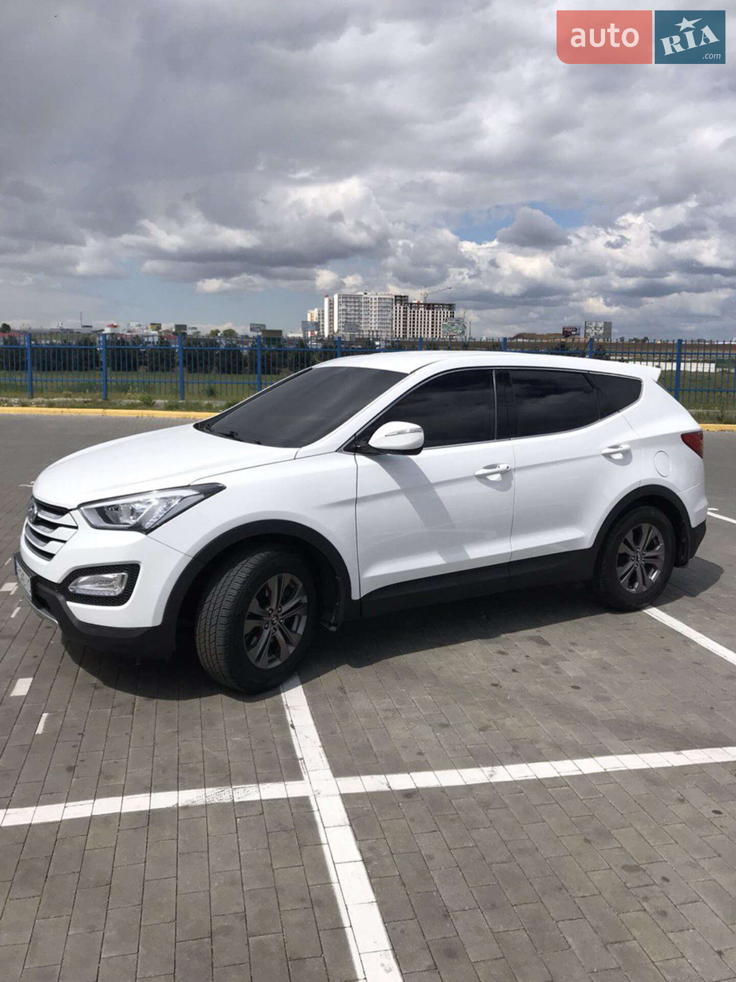 Hyundai Santa FE 2013 VIN KMHST81CADU128745 фото оголошення 4 з 9