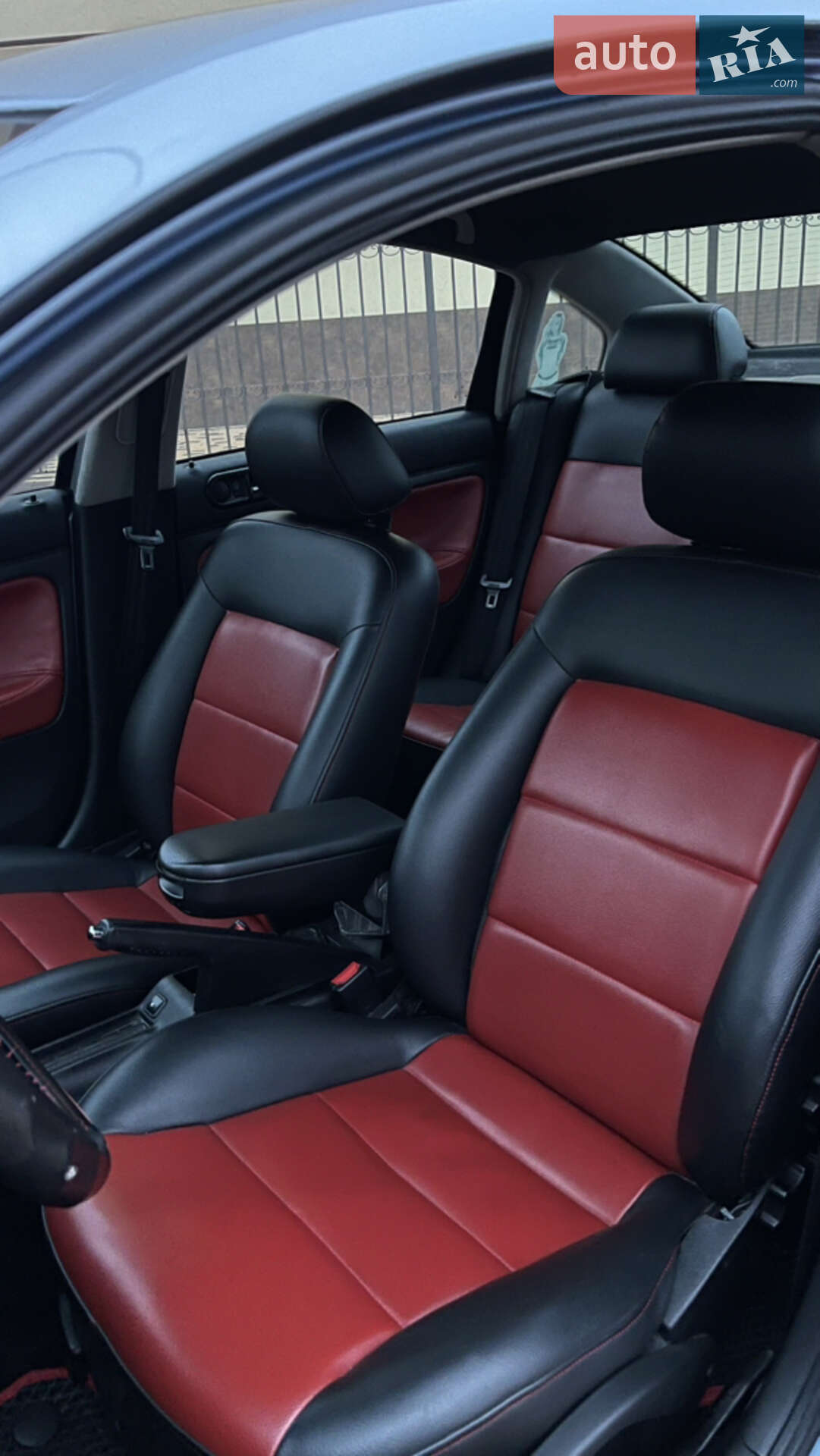 Volkswagen Passat 1997 VIN WVWZZZ3BZWE275199 фото оголошення 4 з 11
