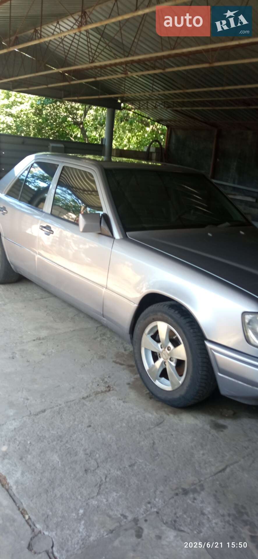 Mercedes-Benz E-Class 1988 VIN WDB1241201A763568 фото оголошення 2 з 6