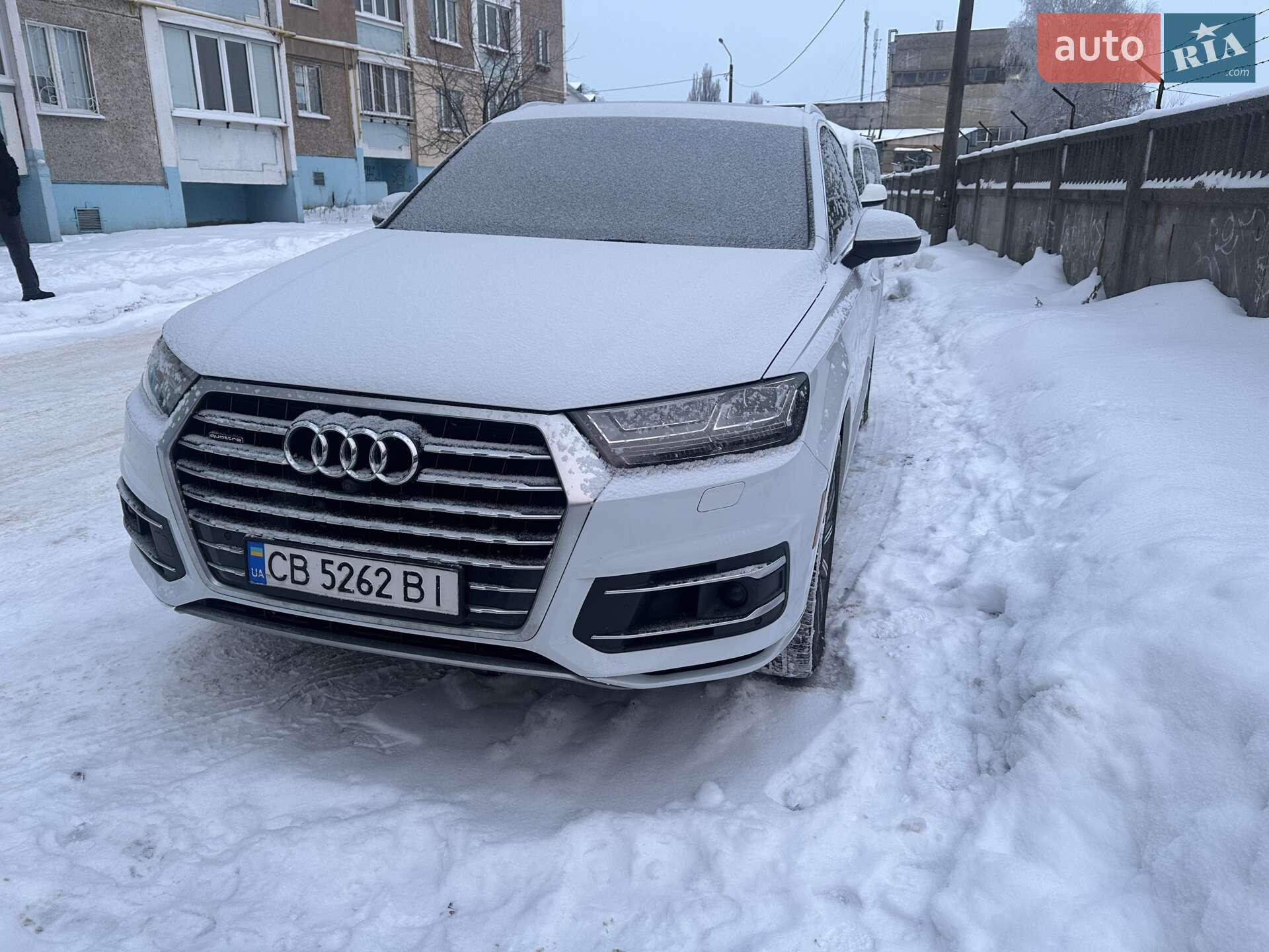 Audi Q7 2017 VIN WA1VAAF70HD052949 фото оголошення 38 з 39