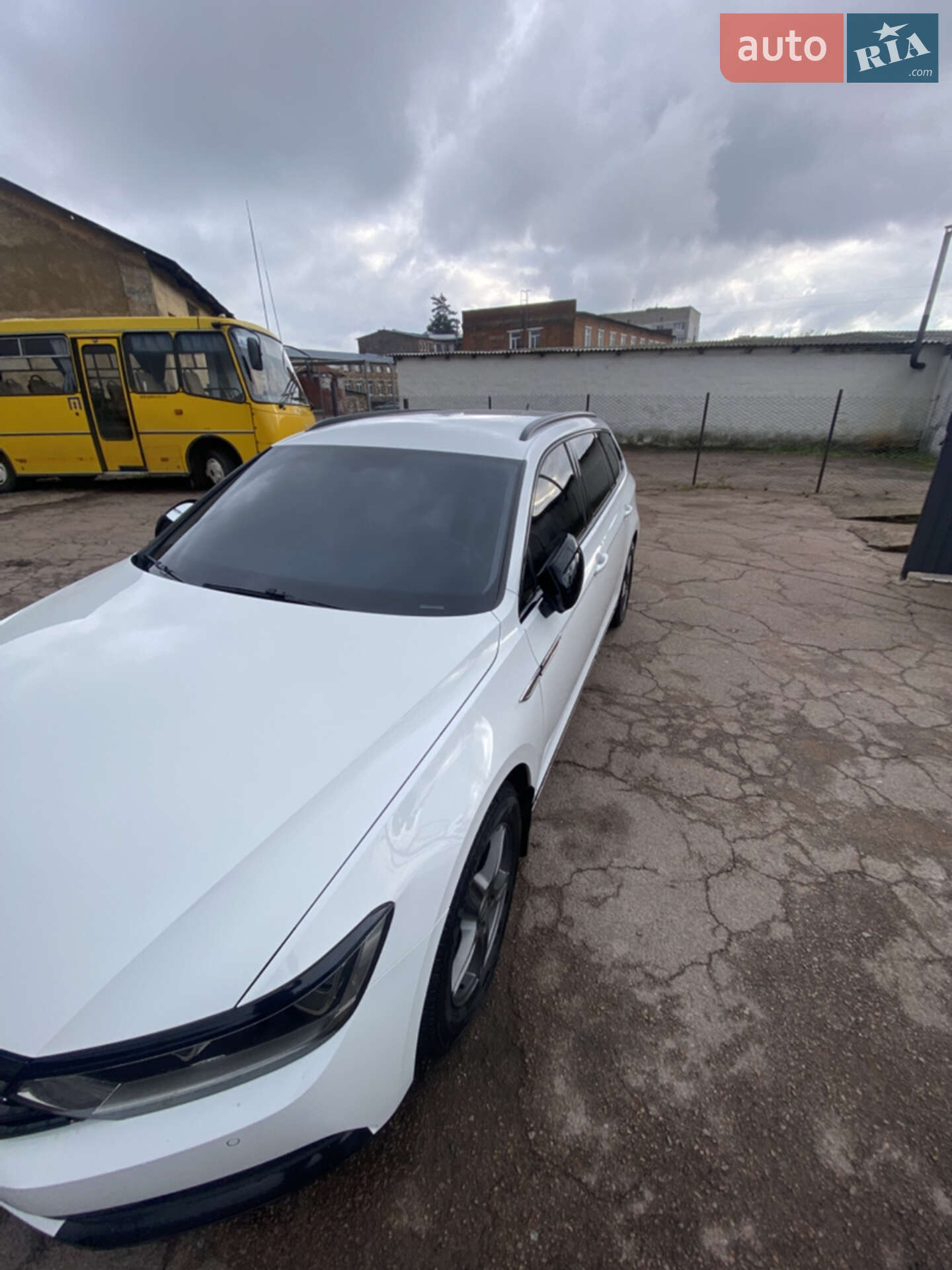 Volkswagen Passat 2015 VIN WVWZZZ3CZFE404243 фото оголошення 21 з 46