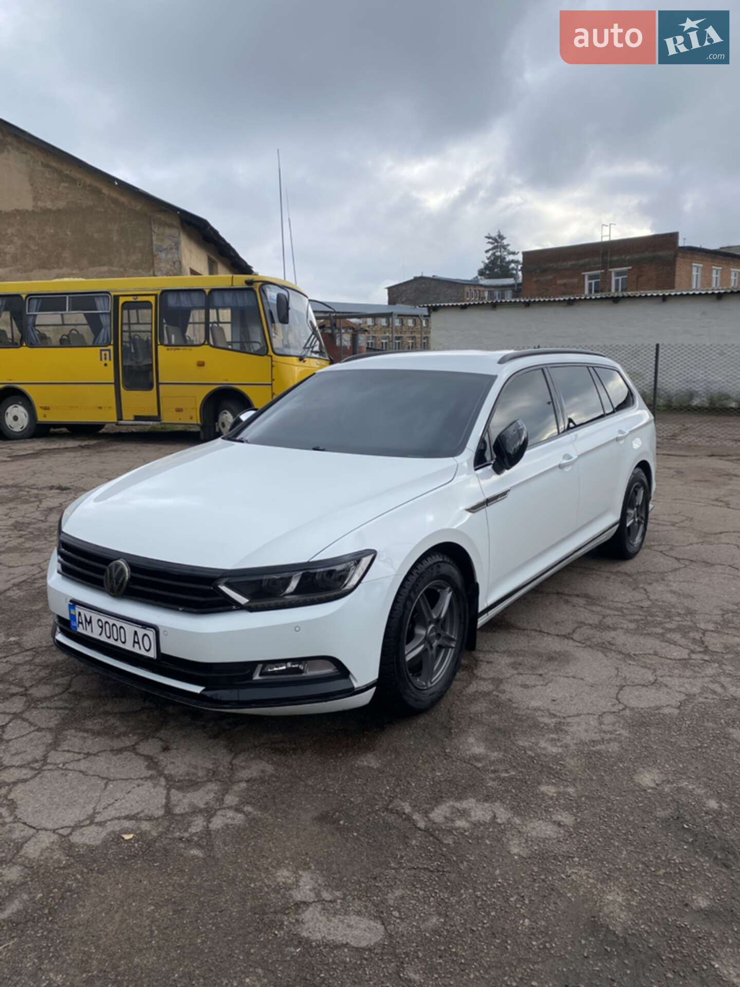 Volkswagen Passat 2015 VIN WVWZZZ3CZFE404243 фото оголошення 28 з 46