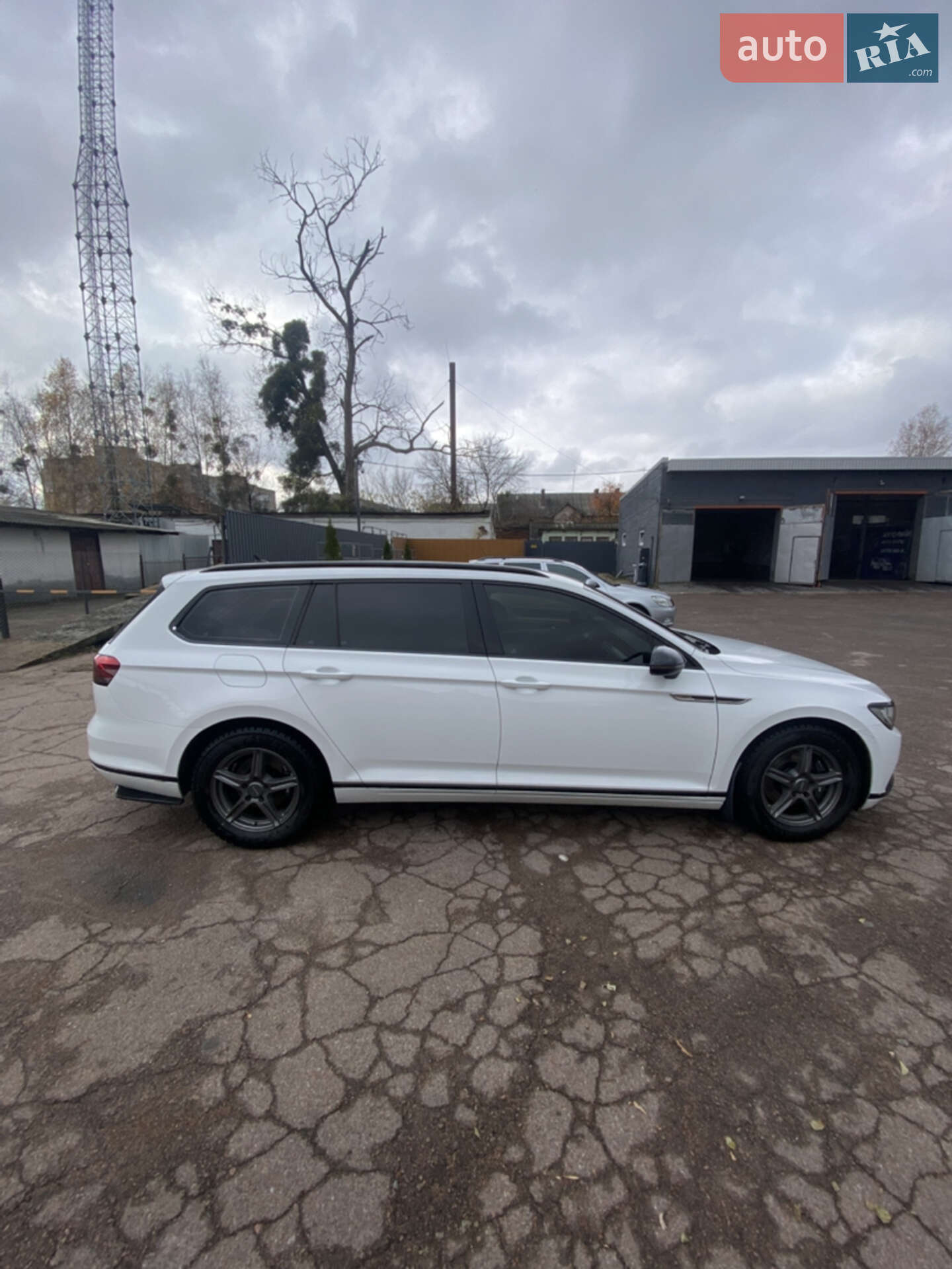 Volkswagen Passat 2015 VIN WVWZZZ3CZFE404243 фото оголошення 30 з 46