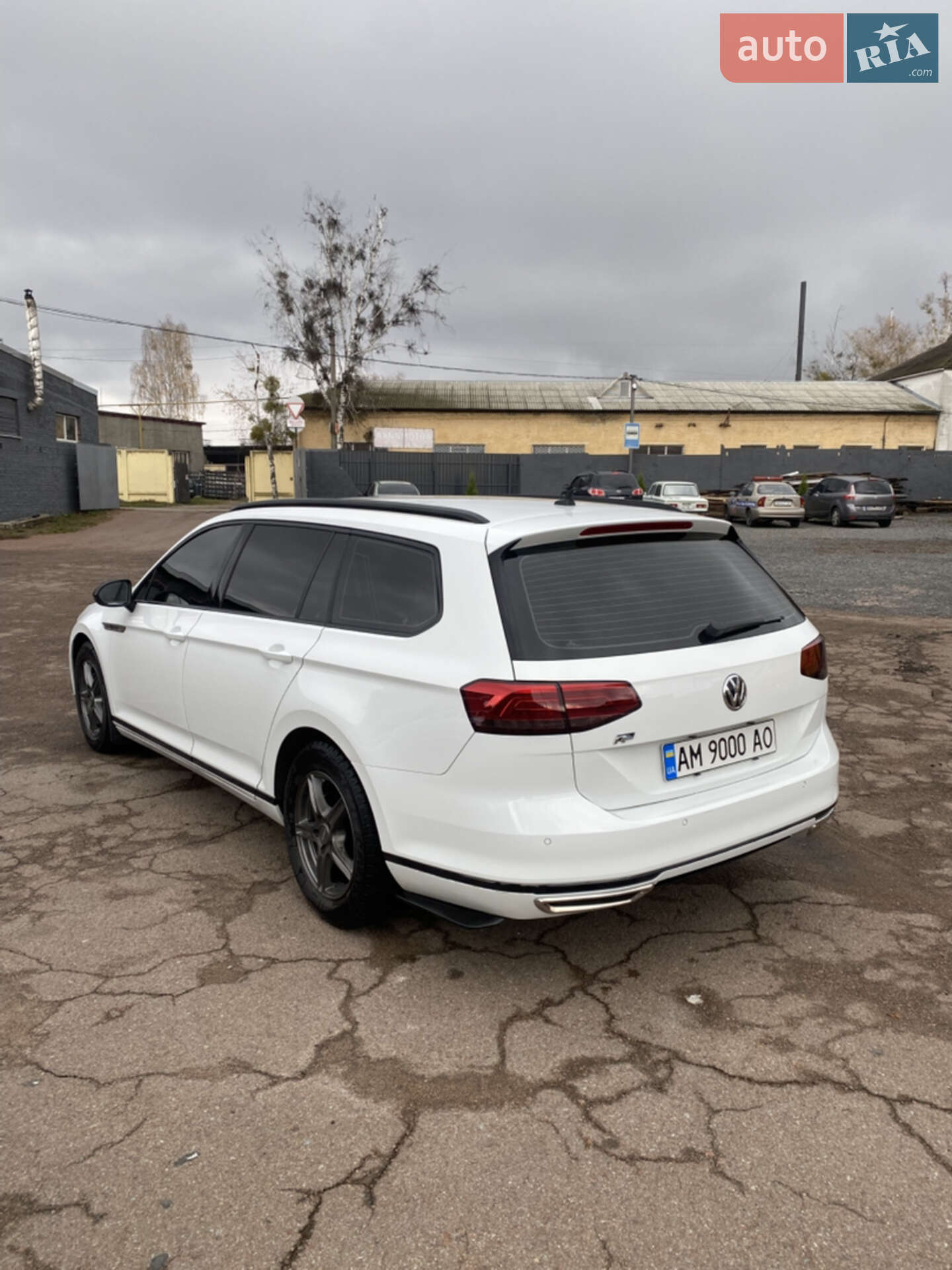 Volkswagen Passat 2015 VIN WVWZZZ3CZFE404243 фото оголошення 32 з 46