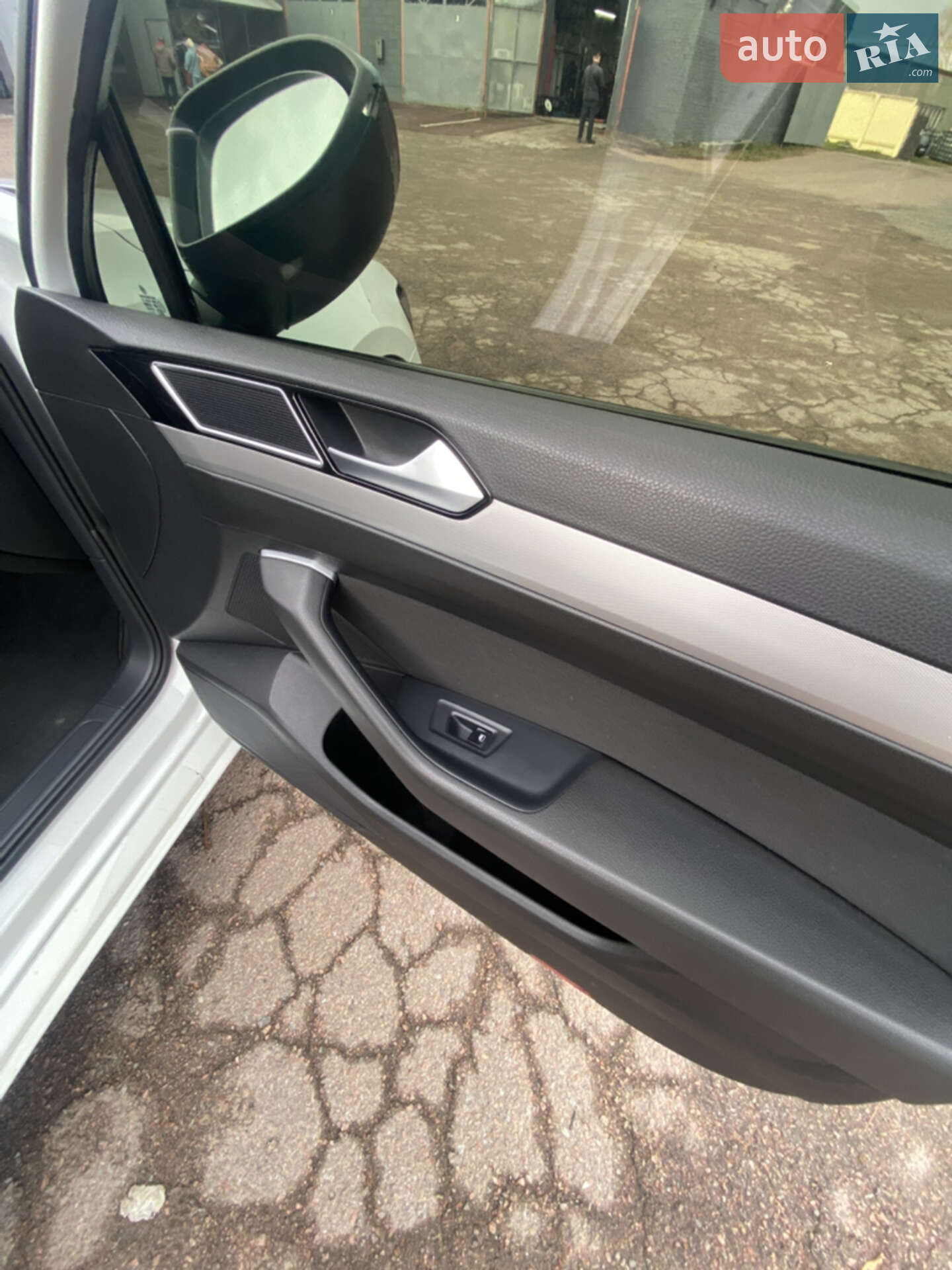 Volkswagen Passat 2015 VIN WVWZZZ3CZFE404243 фото оголошення 40 з 46