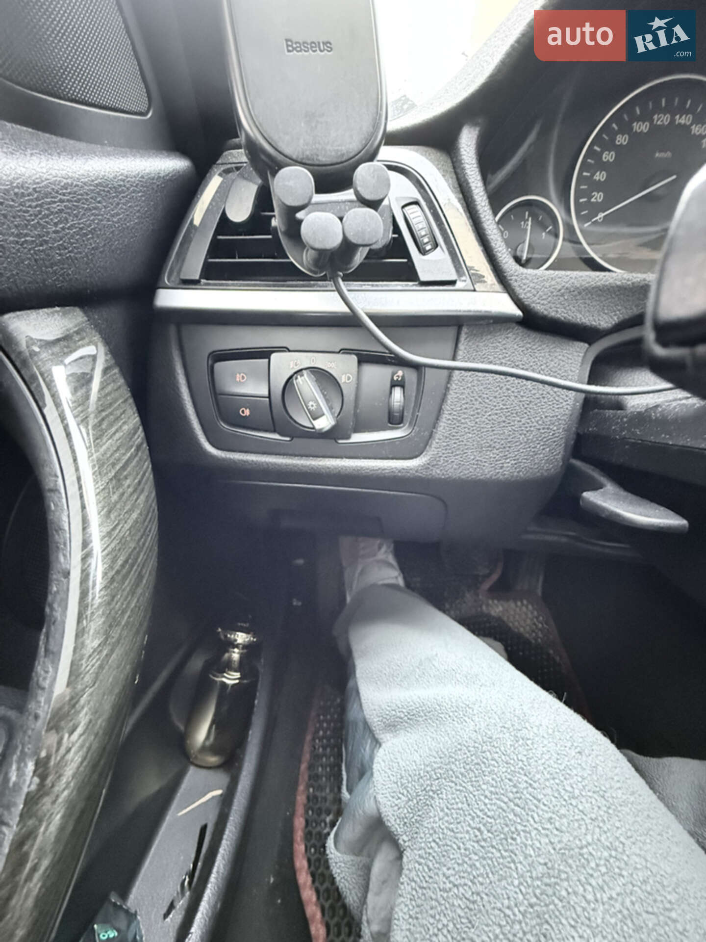BMW 3 Series 2014 VIN WBA3D5C52FK290189 фото оголошення 3 з 9