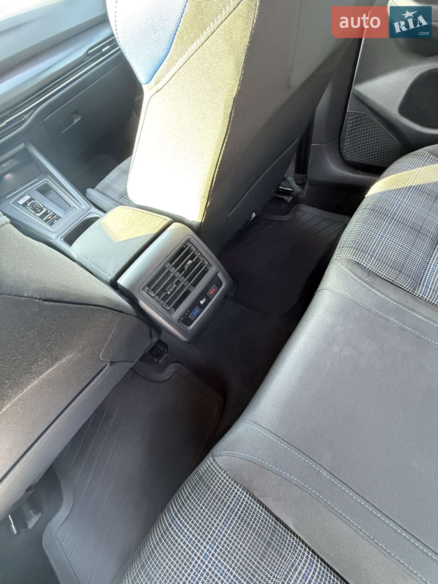 Volkswagen Golf GTE 2021 VIN WVWZZZCDZMW352247 фото оголошення 26 з 34