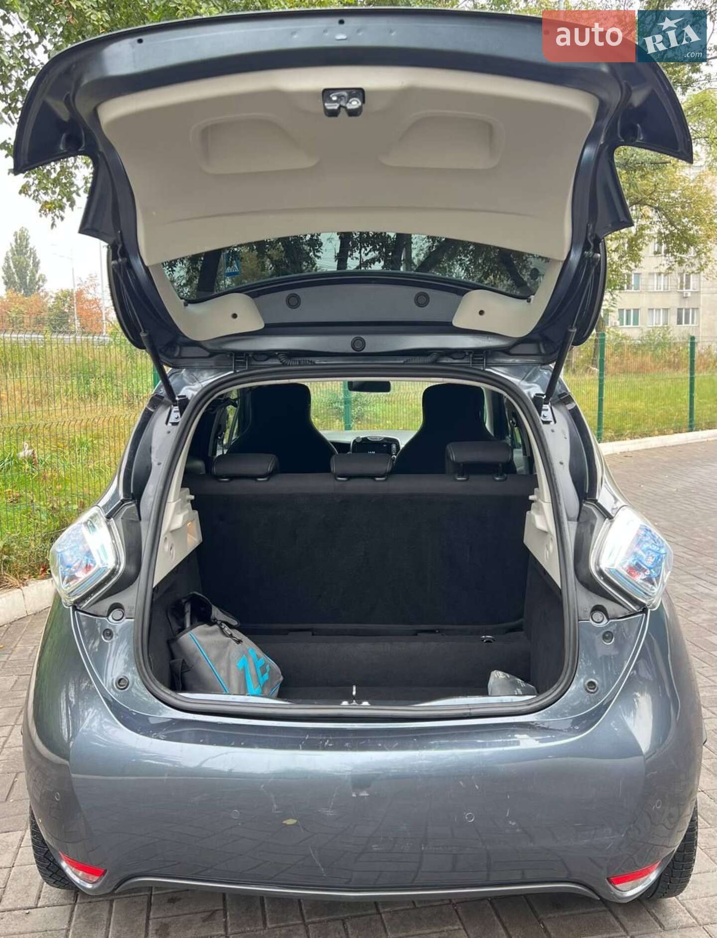 Renault Zoe 2017 VIN VF1AGVYF158972285 фото оголошення 15 з 16