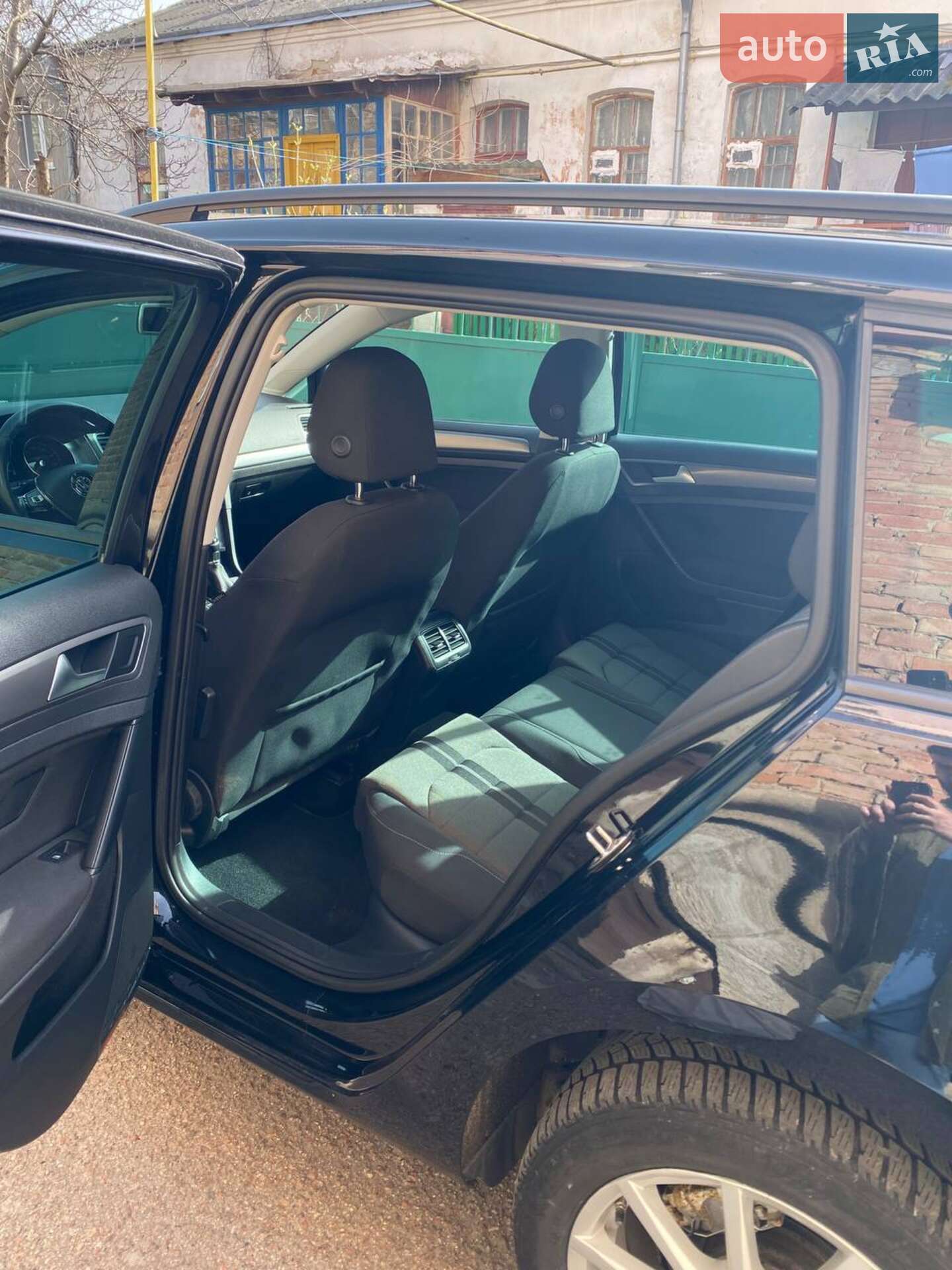 Volkswagen Golf 2014 VIN WVWZZZAUZEP566475 фото оголошення 3 з 5