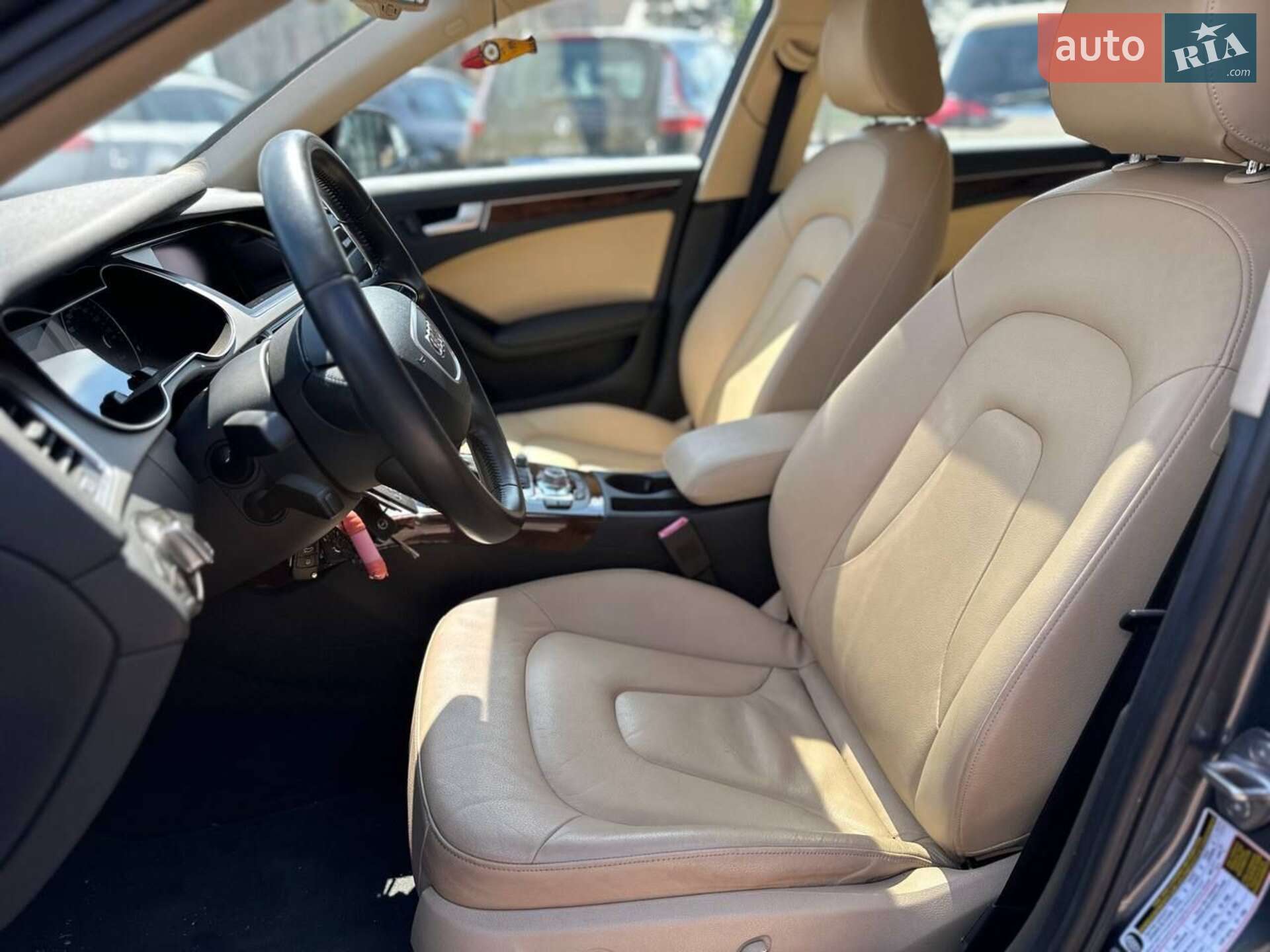 Audi A4 2013 VIN WAUFFAFL1DN015547 фото оголошення 4 з 56
