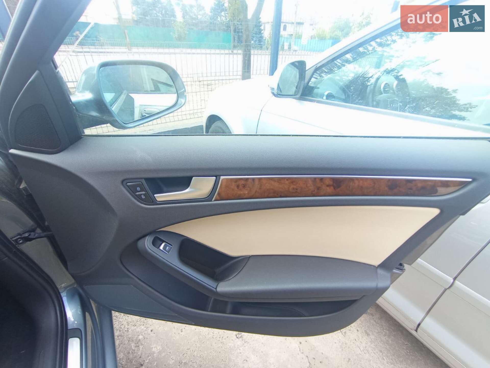 Audi A4 2013 VIN WAUFFAFL1DN015547 фото оголошення 11 з 56
