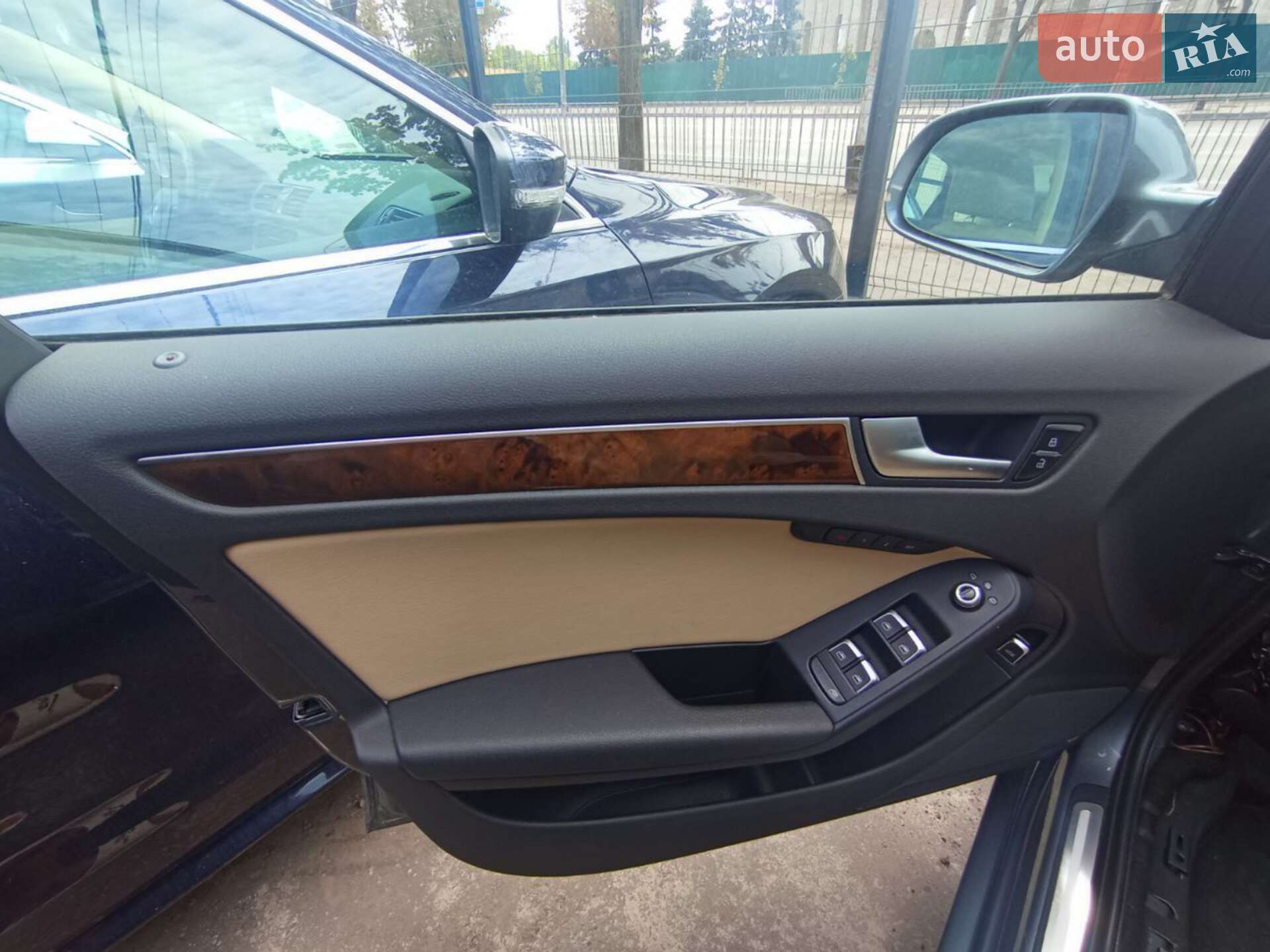 Audi A4 2013 VIN WAUFFAFL1DN015547 фото оголошення 14 з 56