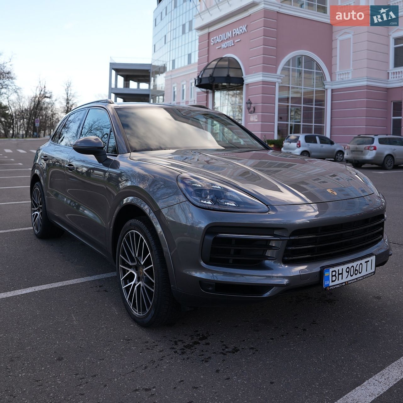 Porsche Cayenne 2019 VIN WP1AA2AY6KDA12567 фото оголошення 3 з 17