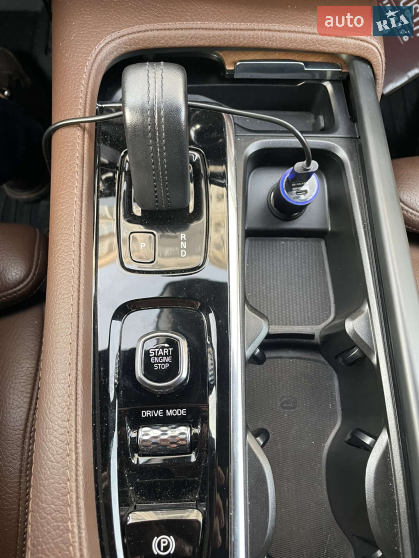 Volvo XC90 2021 VIN YV1LFBMVDM1766323 фото оголошення 30 з 43