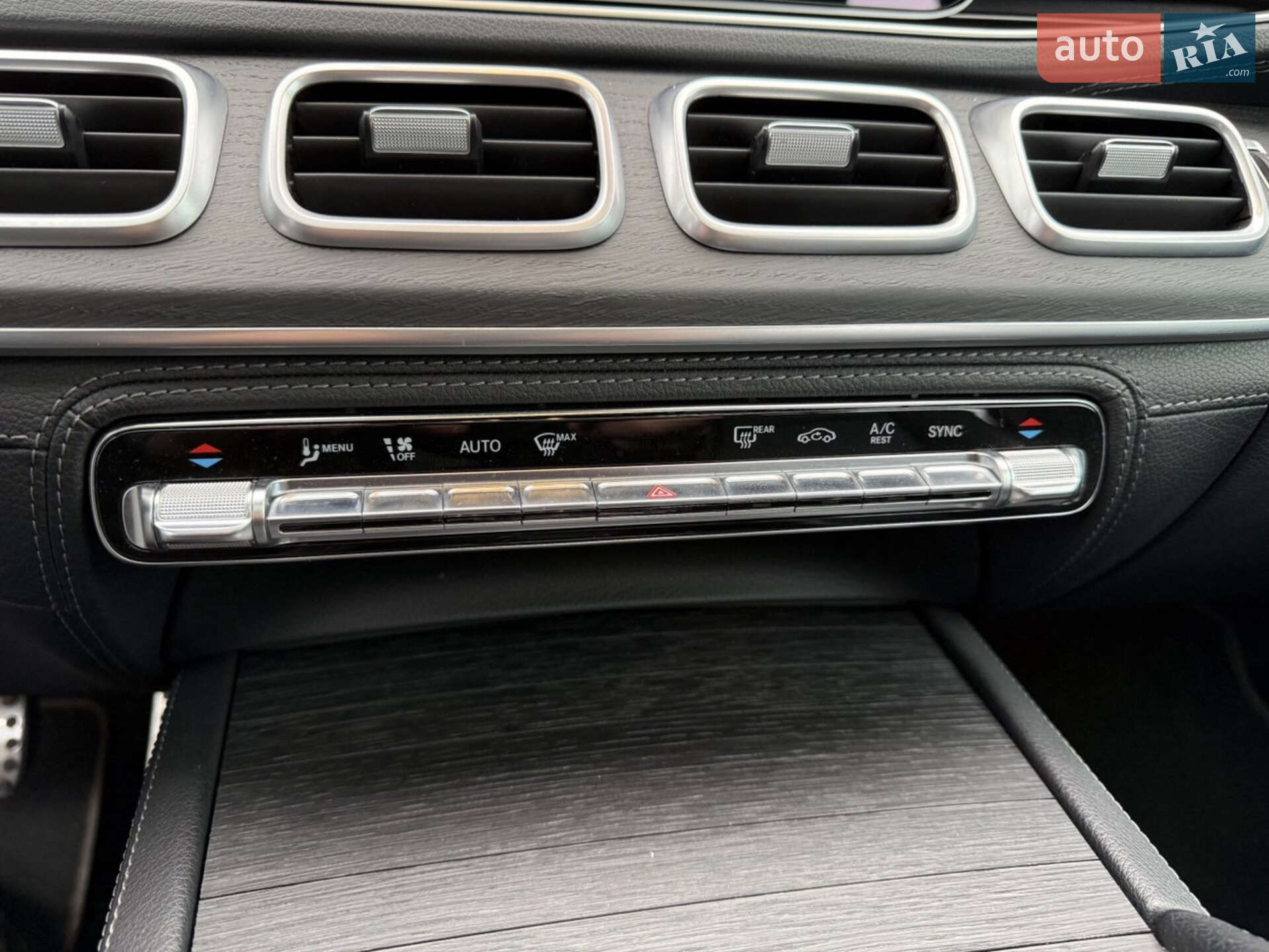 Mercedes-Benz GLS-Class 2020 VIN W1N1679231A281202 фото оголошення 24 з 32