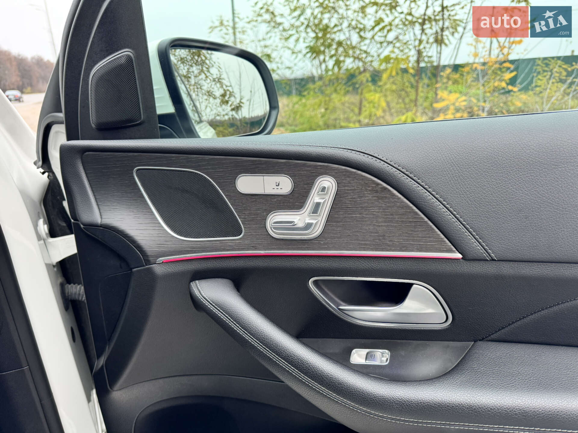 Mercedes-Benz GLE-Class 2022 VIN W1N1671191A701441 фото оголошення 37 з 97