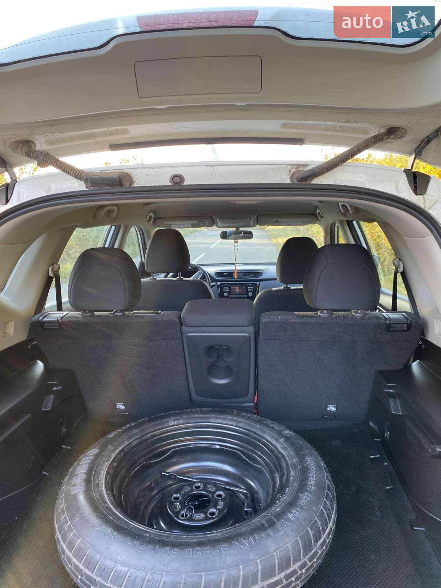 Nissan Rogue 2017 VIN KNMAT2MT9HP576877 фото оголошення 8 з 24