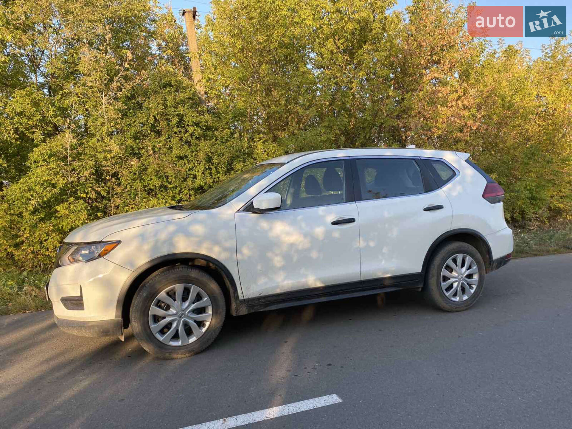 Nissan Rogue 2017 VIN KNMAT2MT9HP576877 фото оголошення 12 з 24