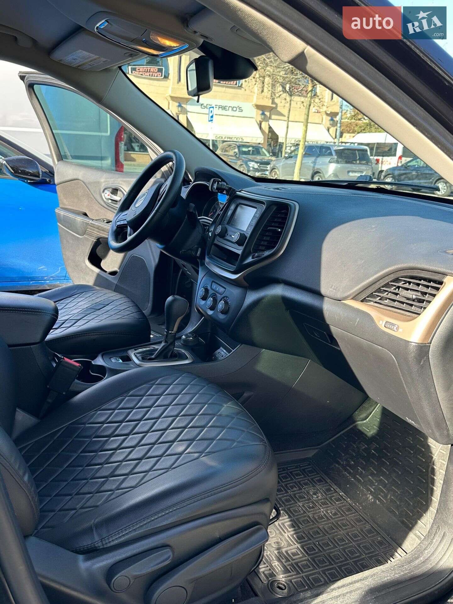 Jeep Cherokee 2013 VIN 1C4PJMAB7EW165941 фото оголошення 6 з 17