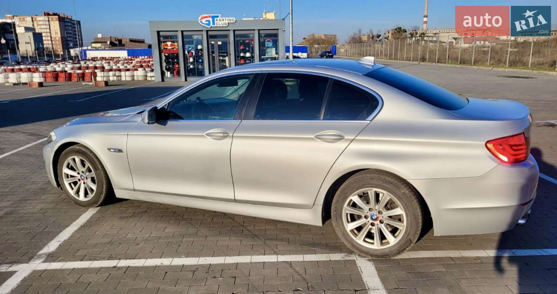 BMW 5 Series 2011 VIN WBAFW11040DU25708 фото оголошення 3 з 17