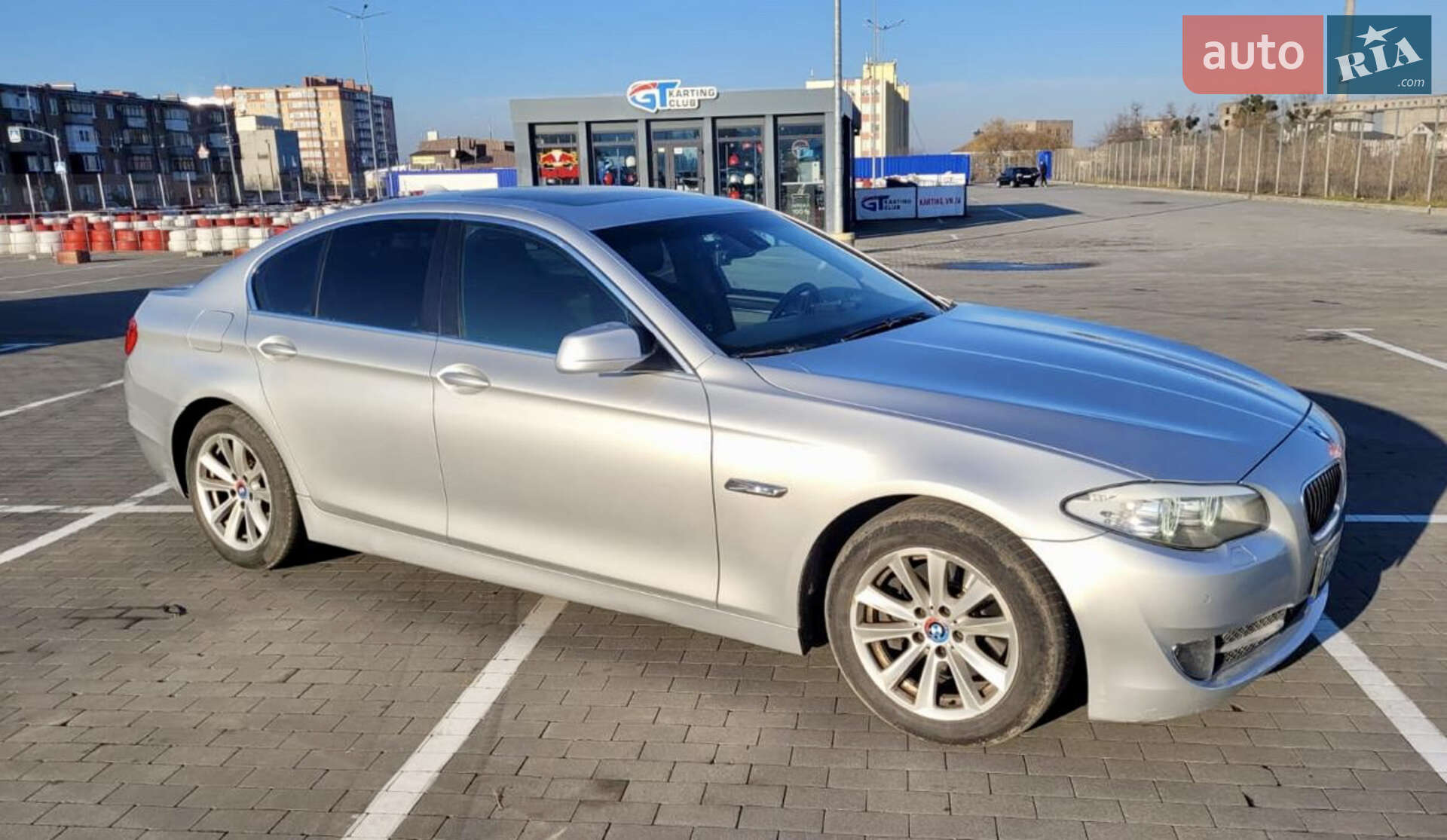 BMW 5 Series 2011 VIN WBAFW11040DU25708 фото оголошення 2 з 17
