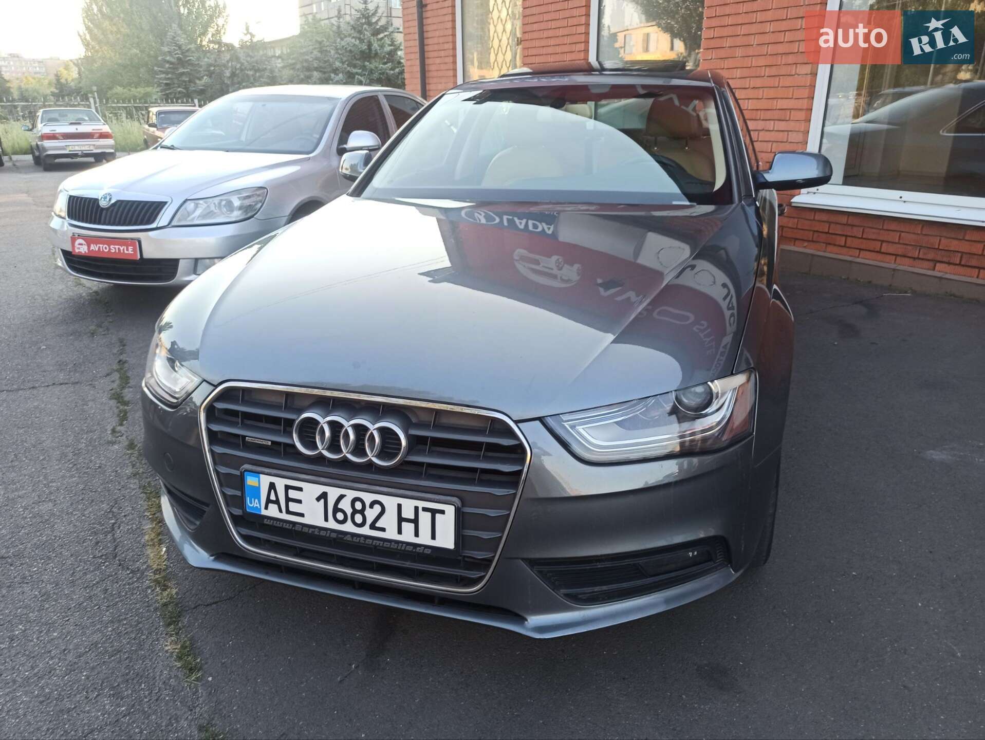 Audi A4 2013 VIN WAUFFAFL1DN015547 фото оголошення 7 з 40