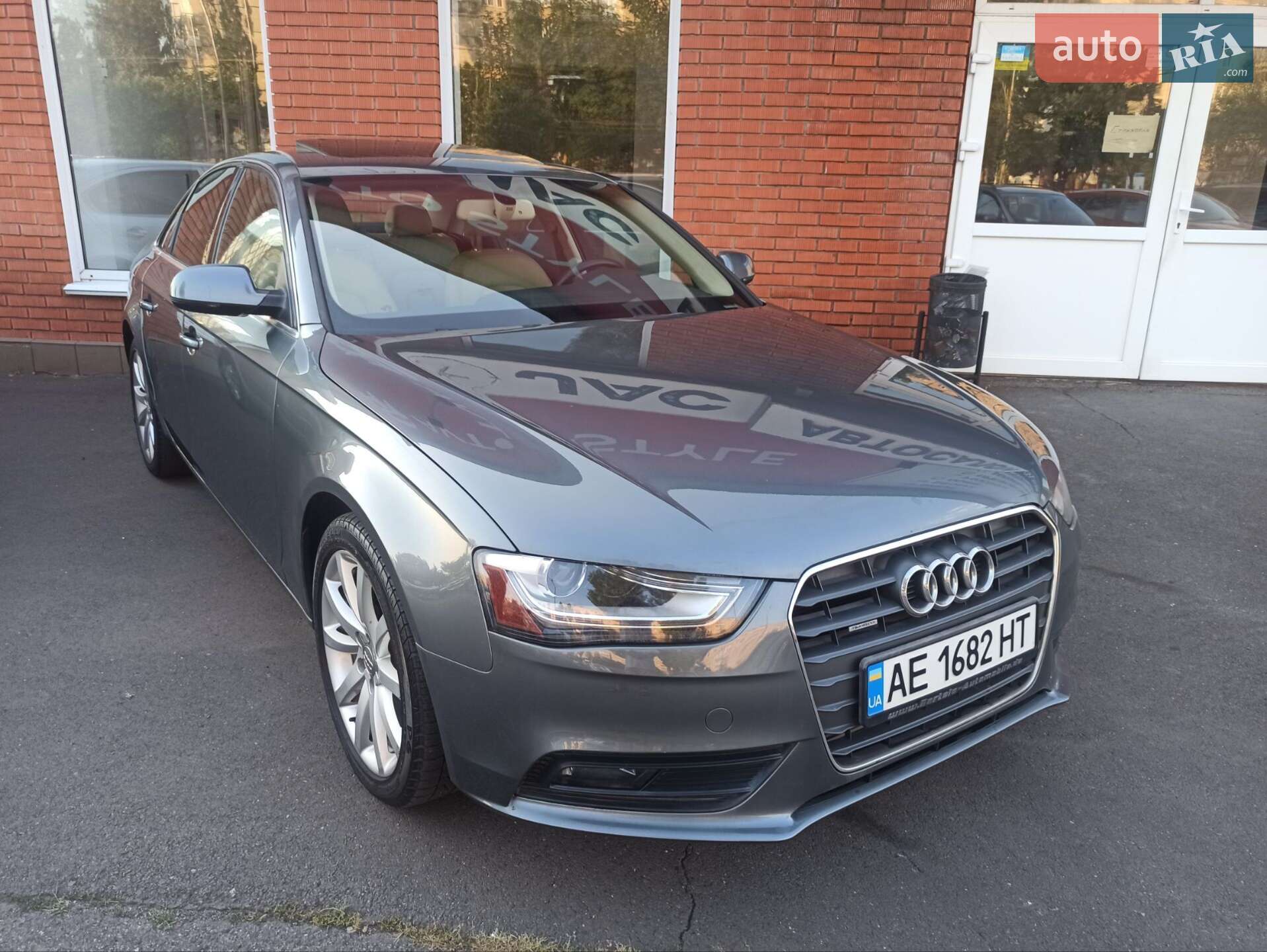 Audi A4 2013 VIN WAUFFAFL1DN015547 фото оголошення 8 з 40