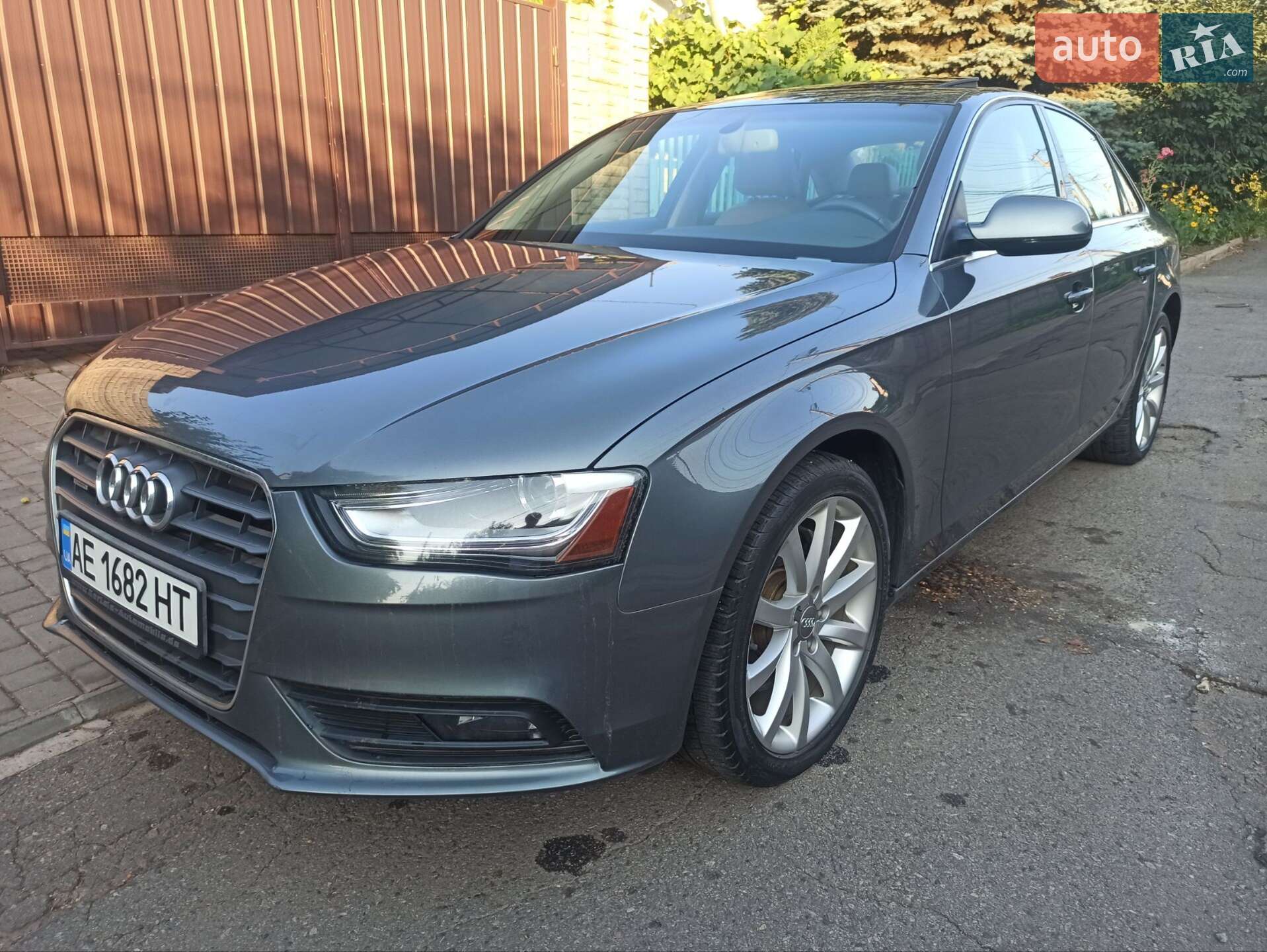 Audi A4 2013 VIN WAUFFAFL1DN015547 фото оголошення 26 з 40