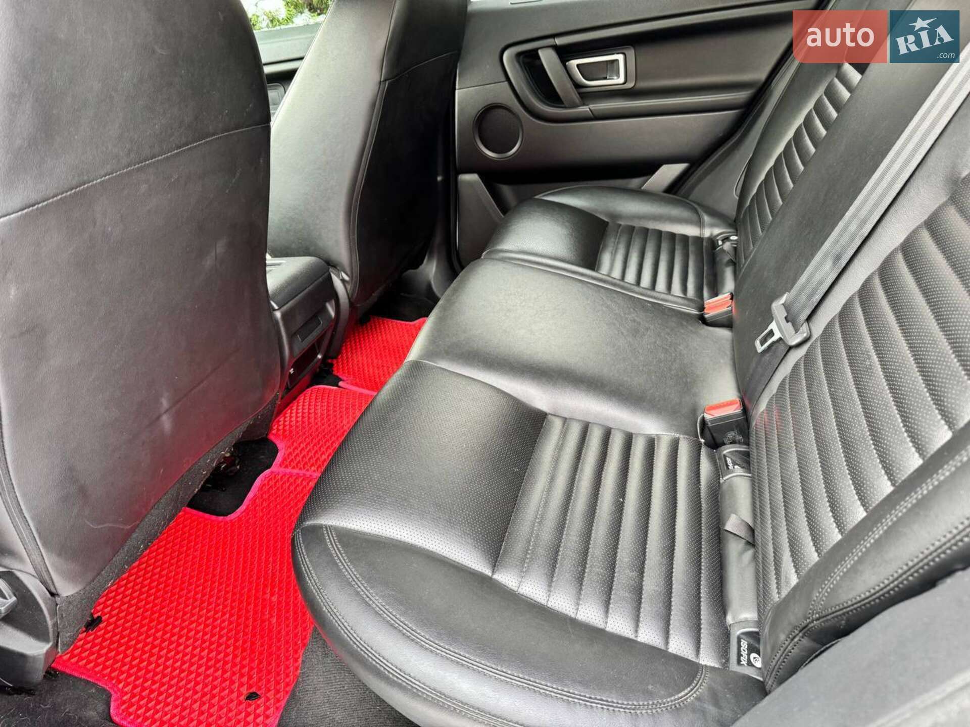 Land Rover Discovery Sport 2016 VIN SALCA2BC1GH586290 фото оголошення 19 з 33