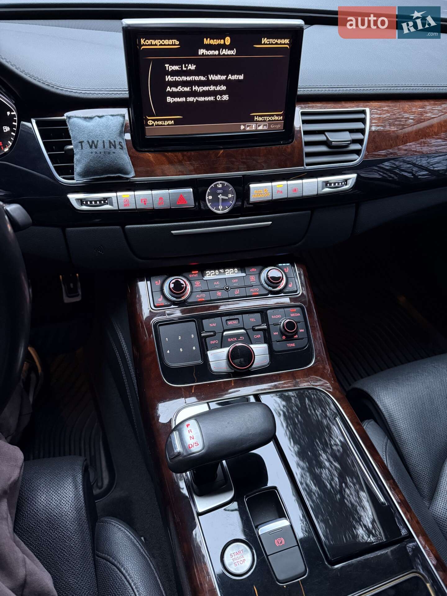 Audi A8 2013 VIN WAURMAFD7EN000807 фото оголошення 11 з 16
