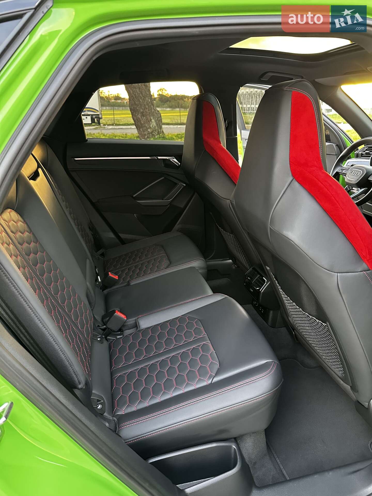 Audi RS Q3 2021 VIN WUAZZZF36N1902885 фото оголошення 21 з 45