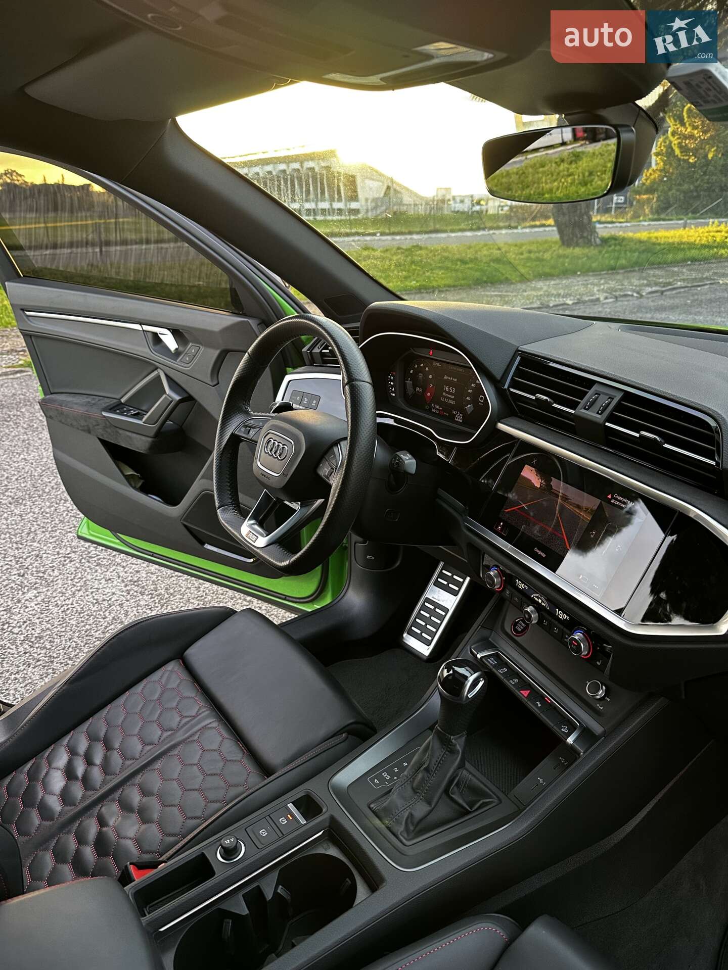 Audi RS Q3 2021 VIN WUAZZZF36N1902885 фото оголошення 24 з 45